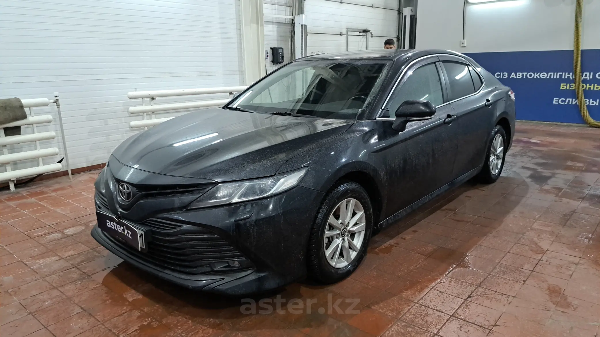 Toyota Camry 2019