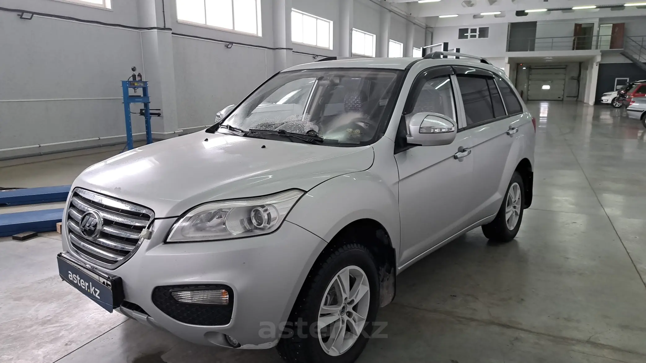 Lifan X60 2012