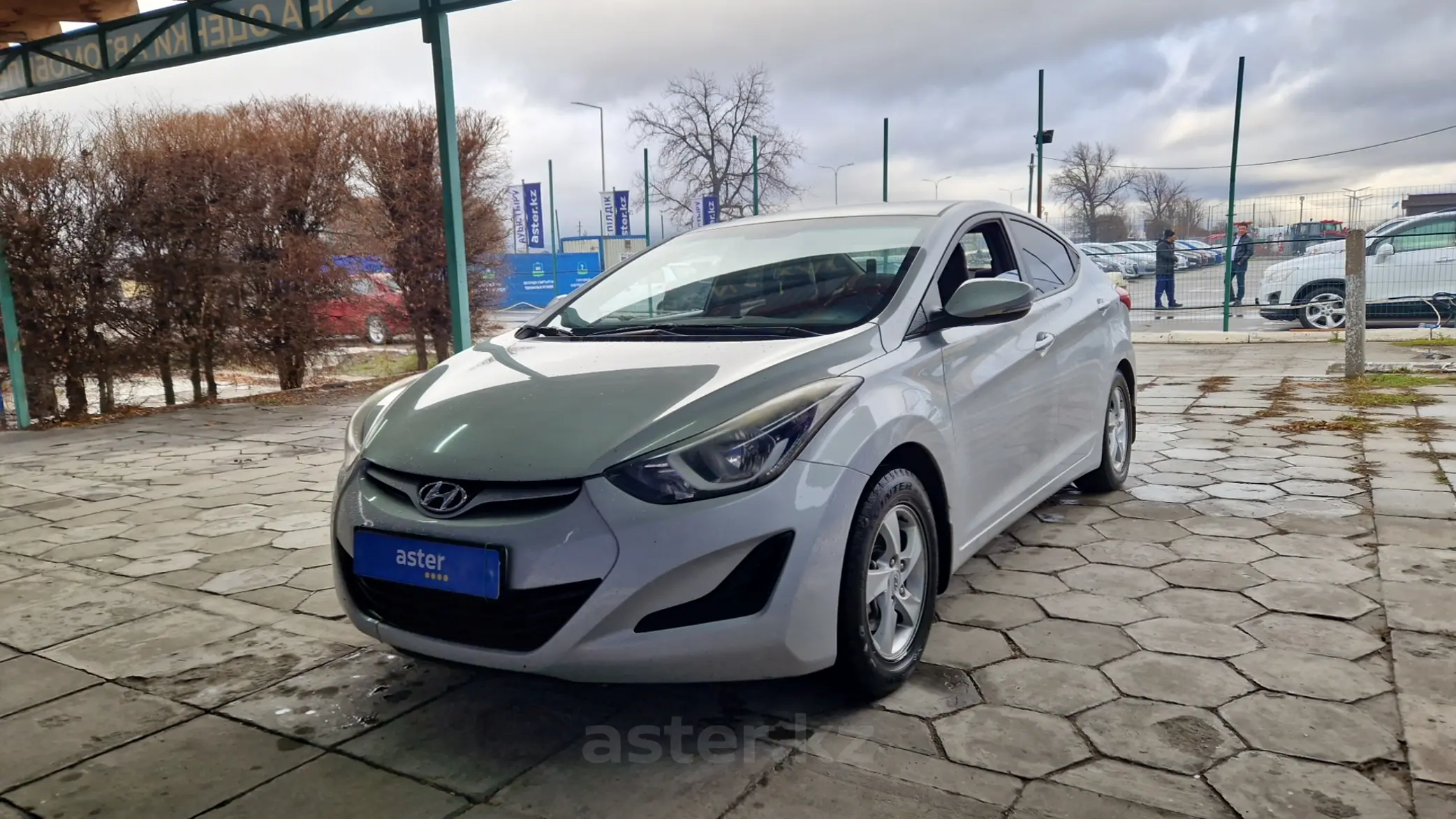 Hyundai Elantra 2014