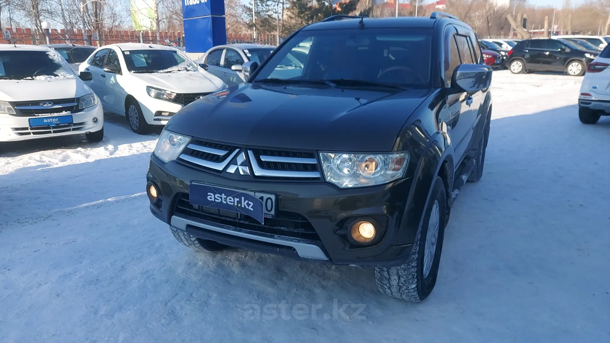 Mitsubishi Pajero Sport 2015