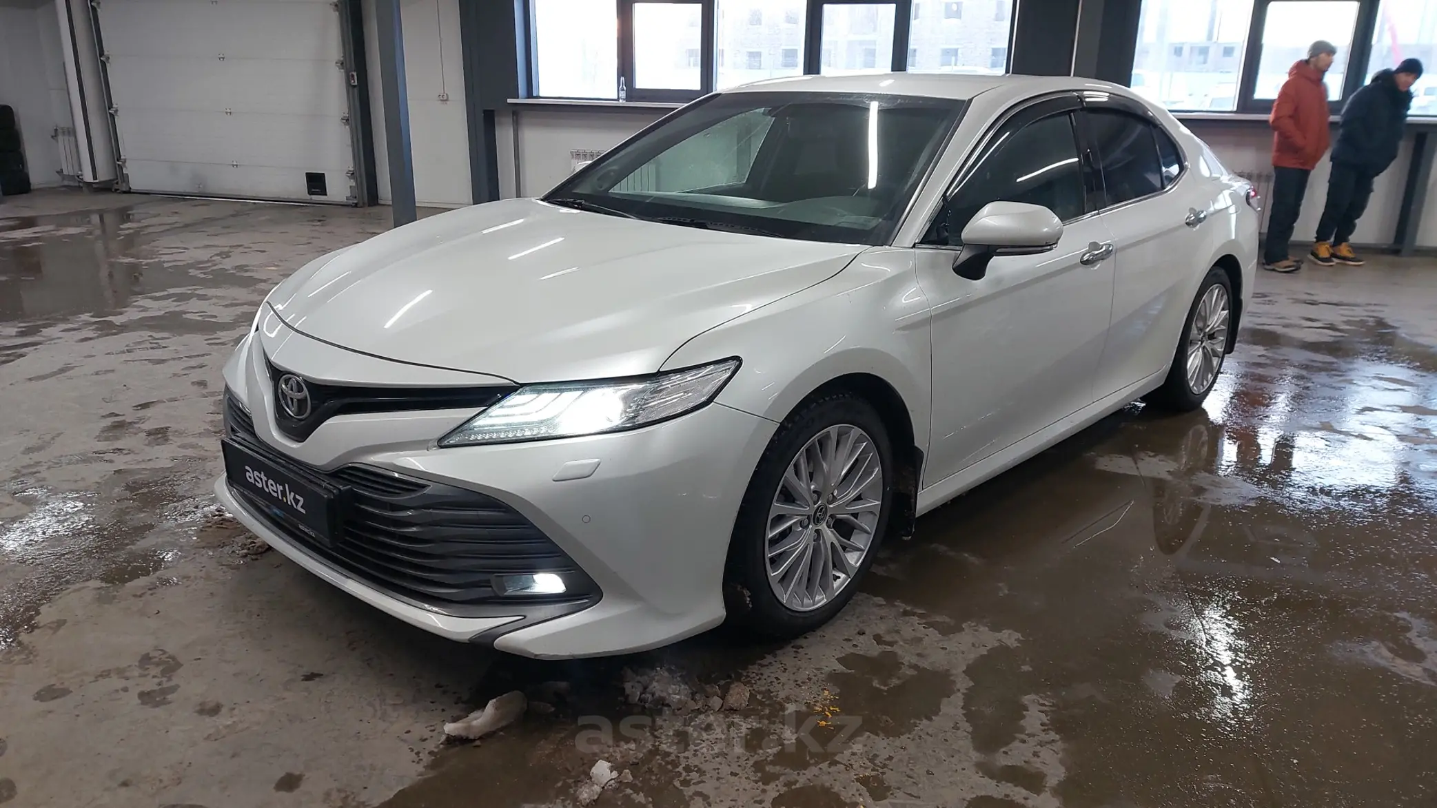 Toyota Camry 2019