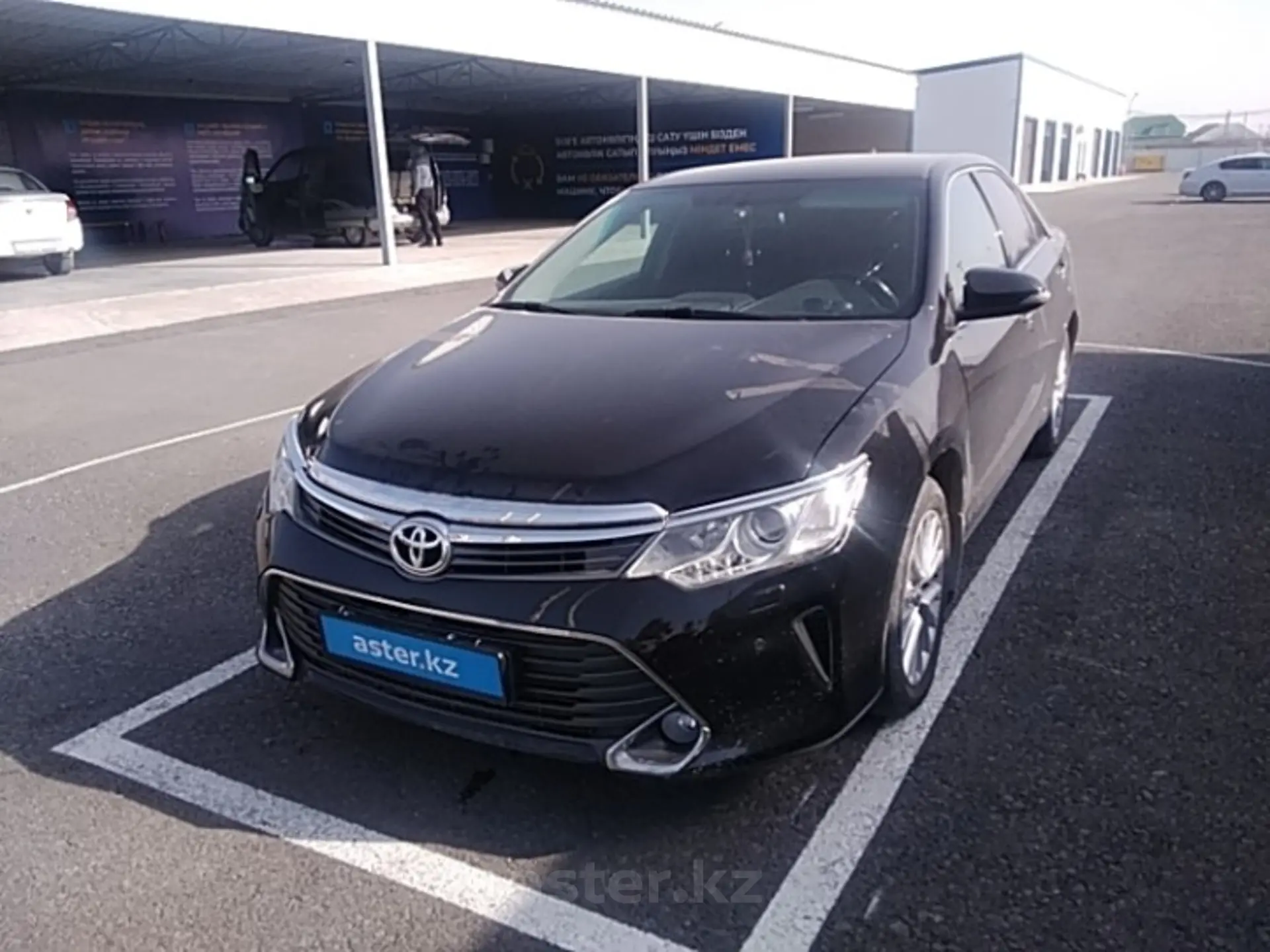 Toyota Camry 2016