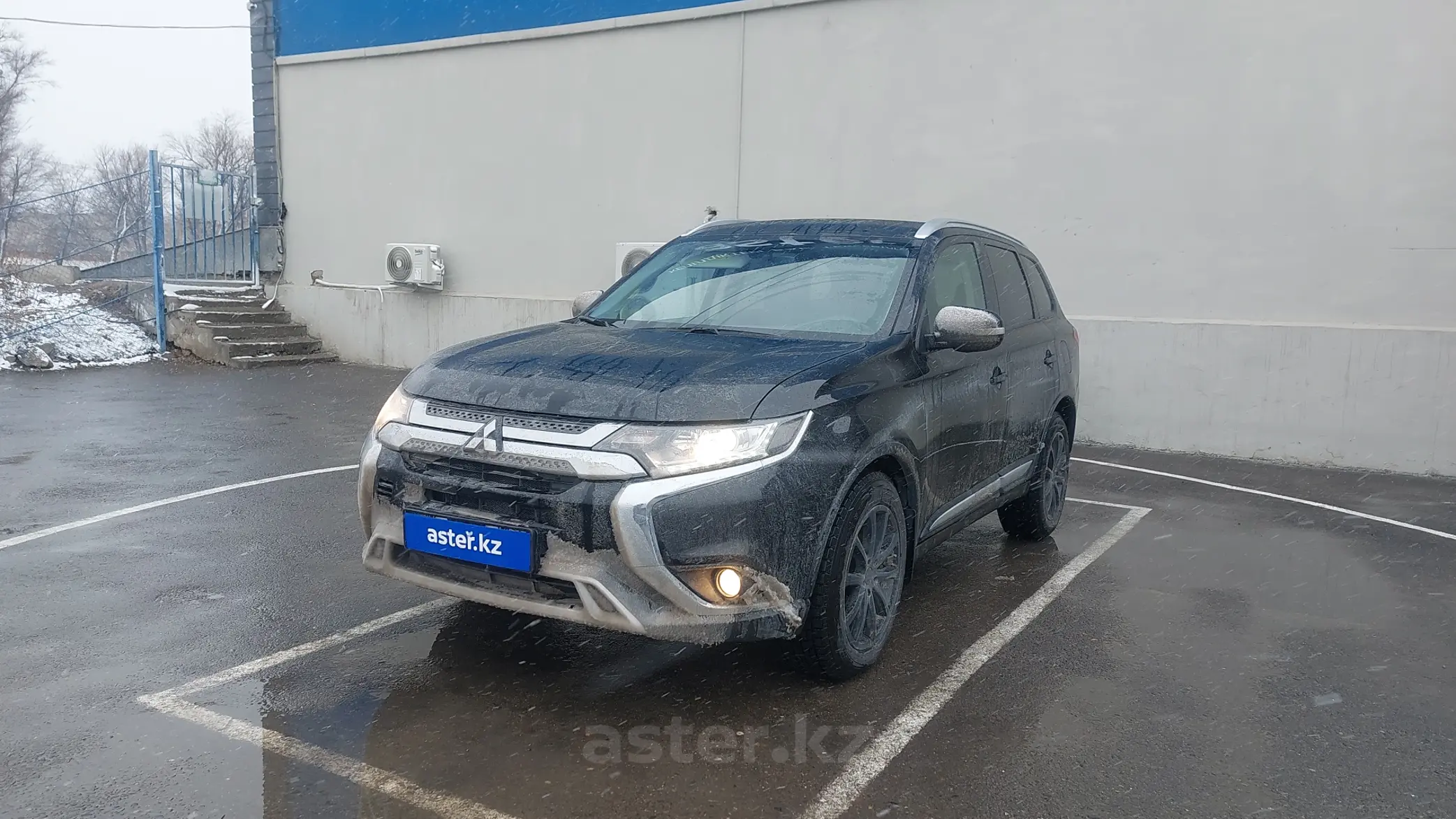 Mitsubishi Outlander 2018