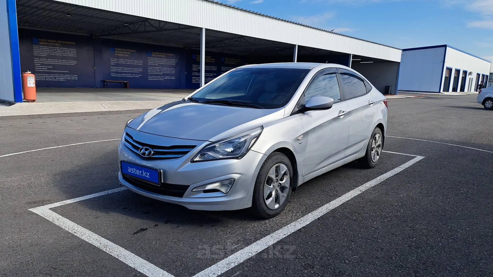 Hyundai Accent 2015