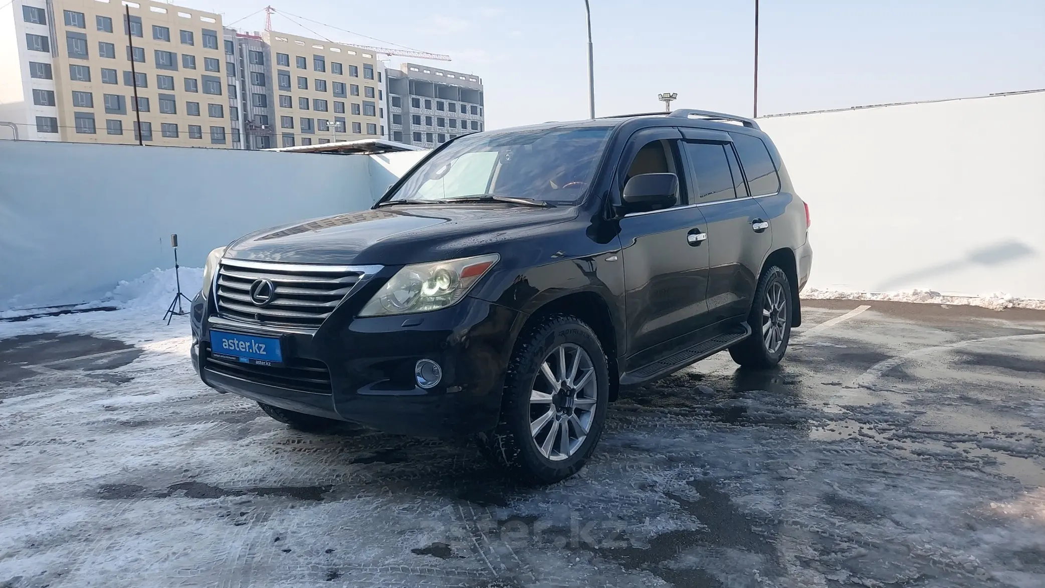 Lexus LX 2008