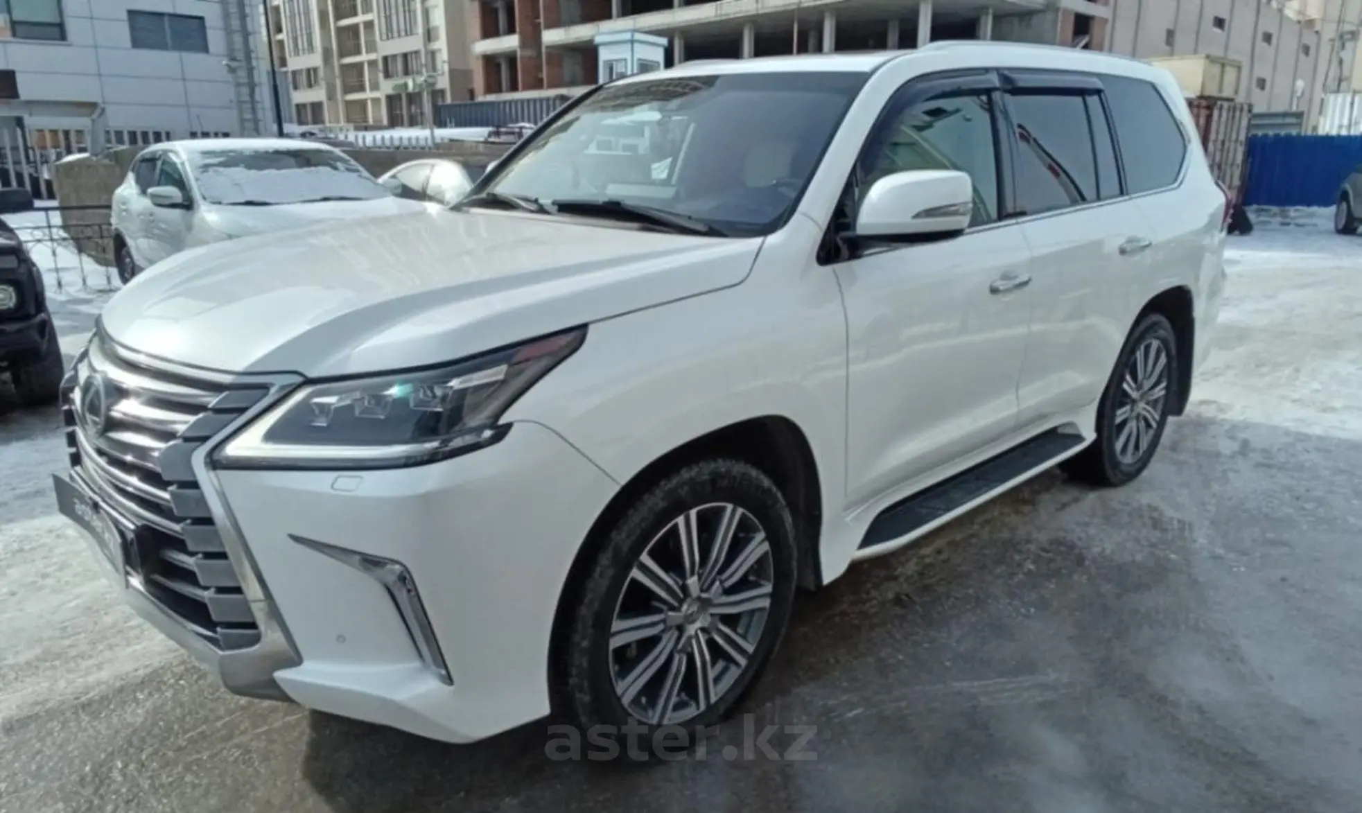 Lexus LX 2016