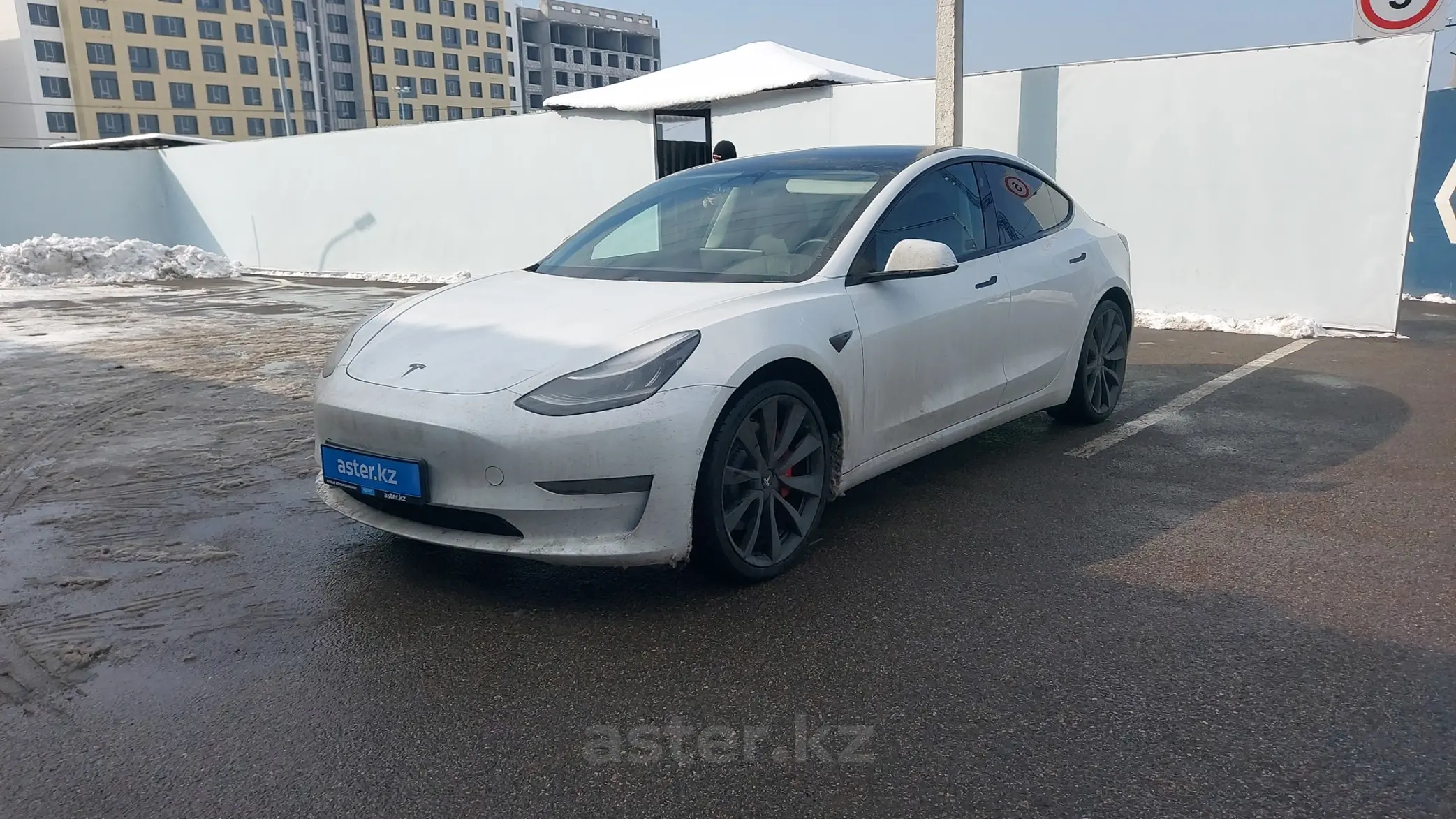 Tesla Model 3 2020