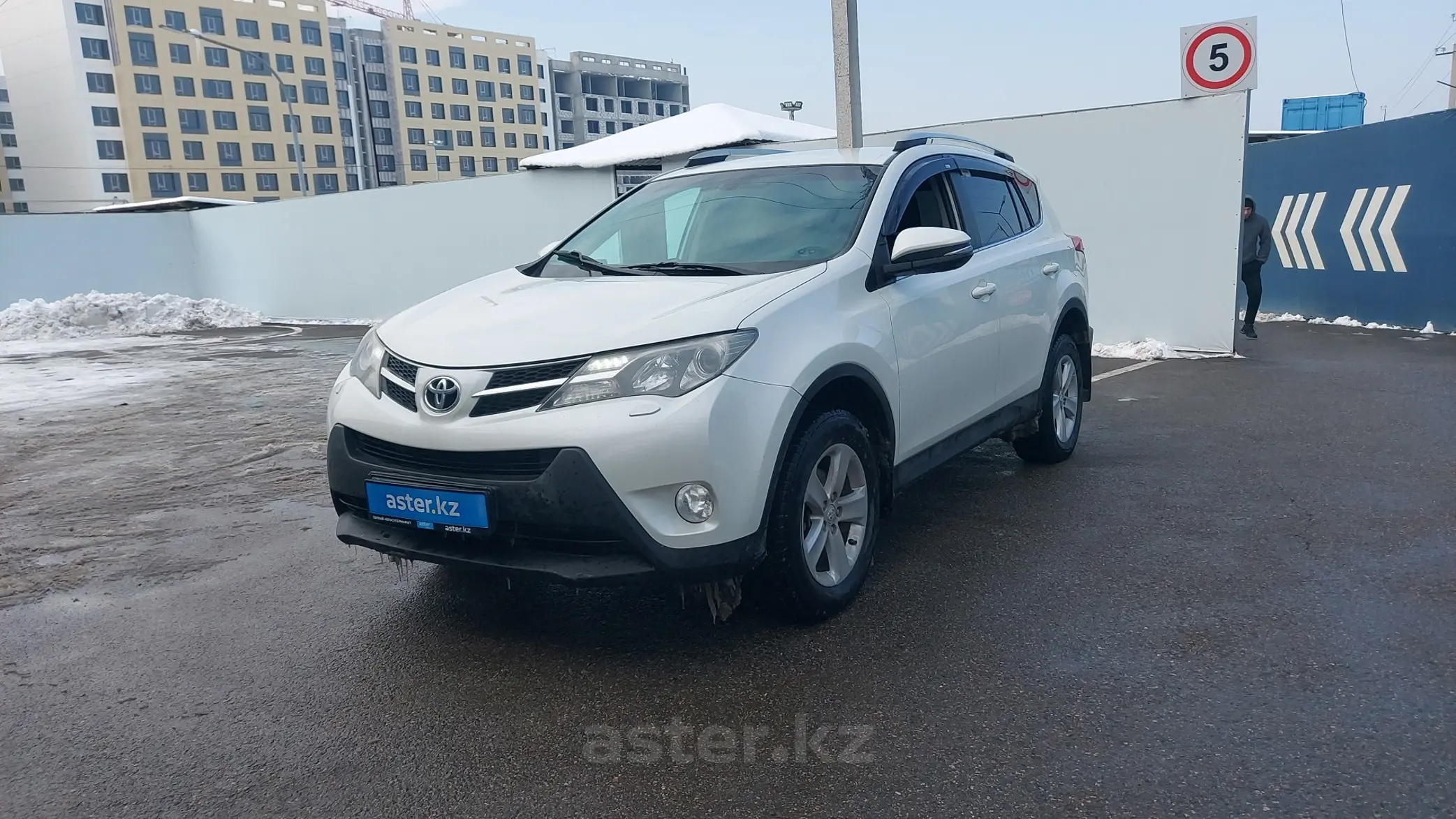 Toyota RAV4 2013