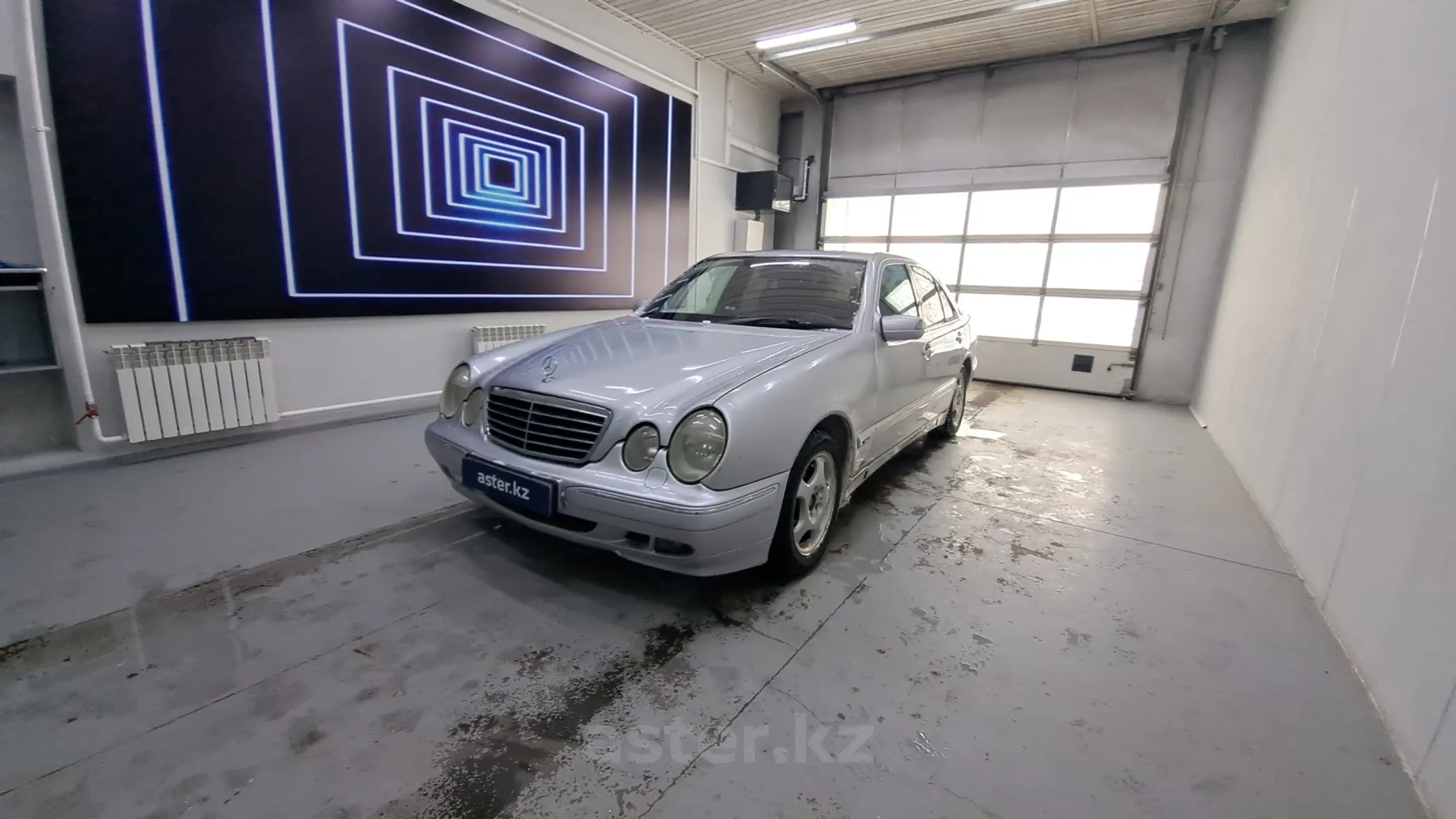 Mercedes-Benz E-Класс 2000