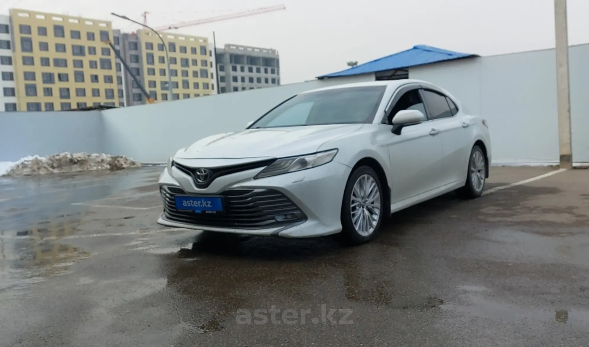 Toyota Camry 2019