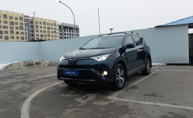 Toyota RAV4 2018 года за 14 500 000 тг. в Алматы