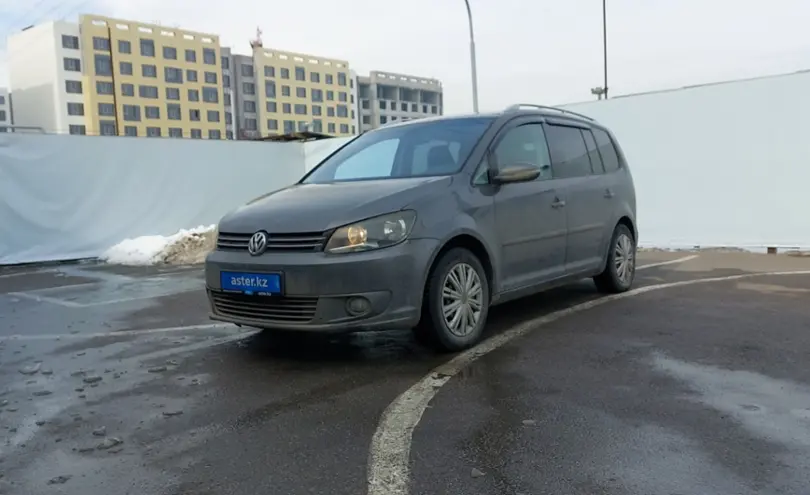 Volkswagen Touran 2010 года за 5 300 000 тг. в Алматы