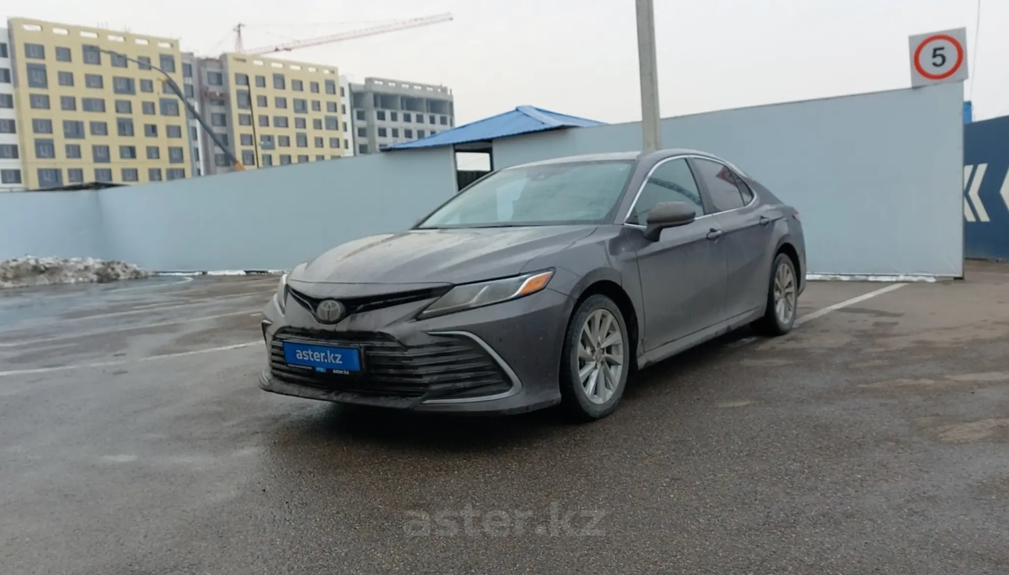 Toyota Camry 2021