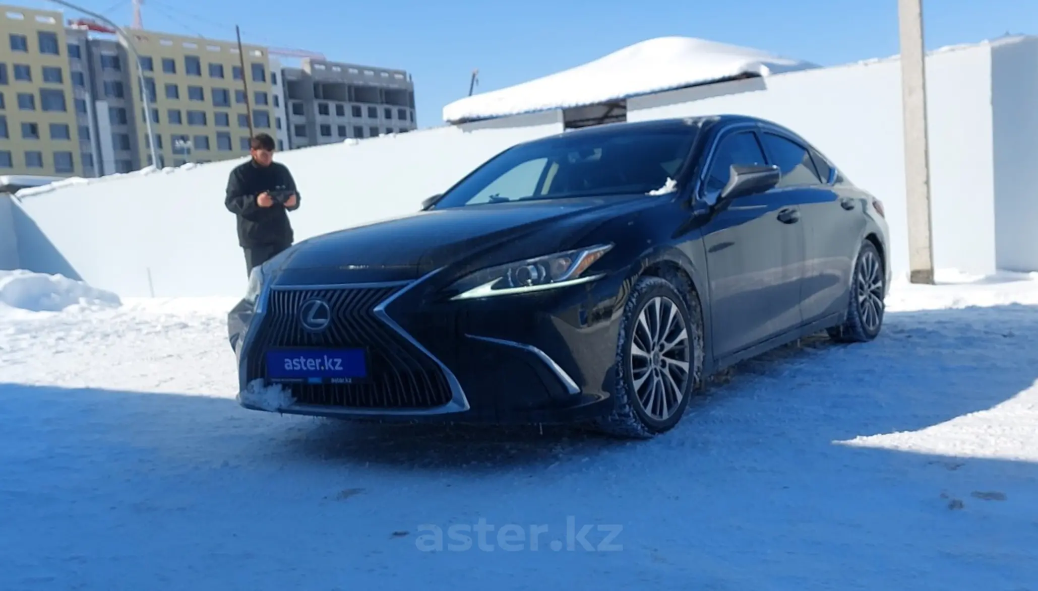 Lexus ES 2019