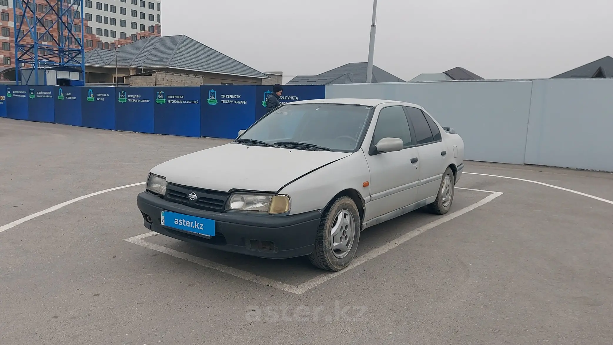 Nissan Primera 1992