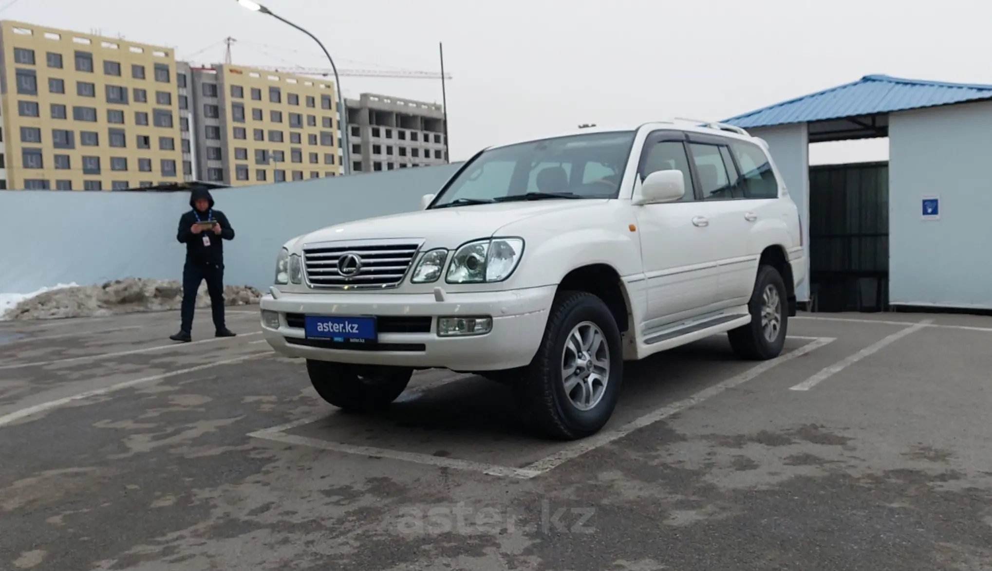 Lexus LX 2007