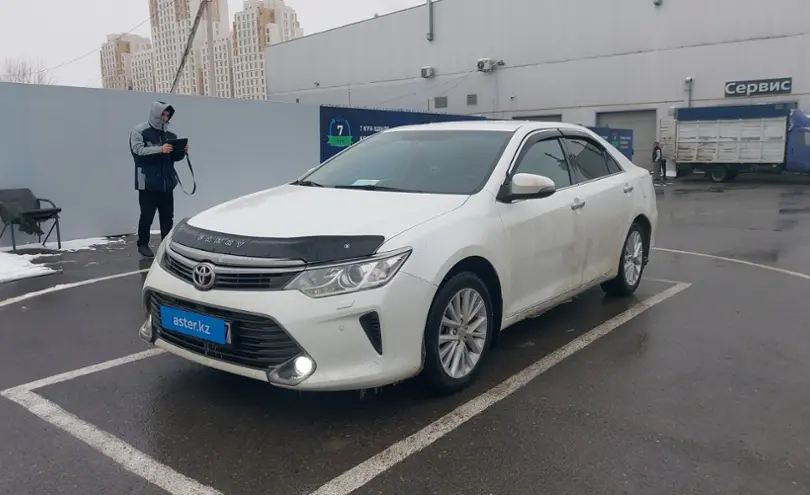 Toyota Camry 2015 года за 14 000 000 тг. в Шымкент