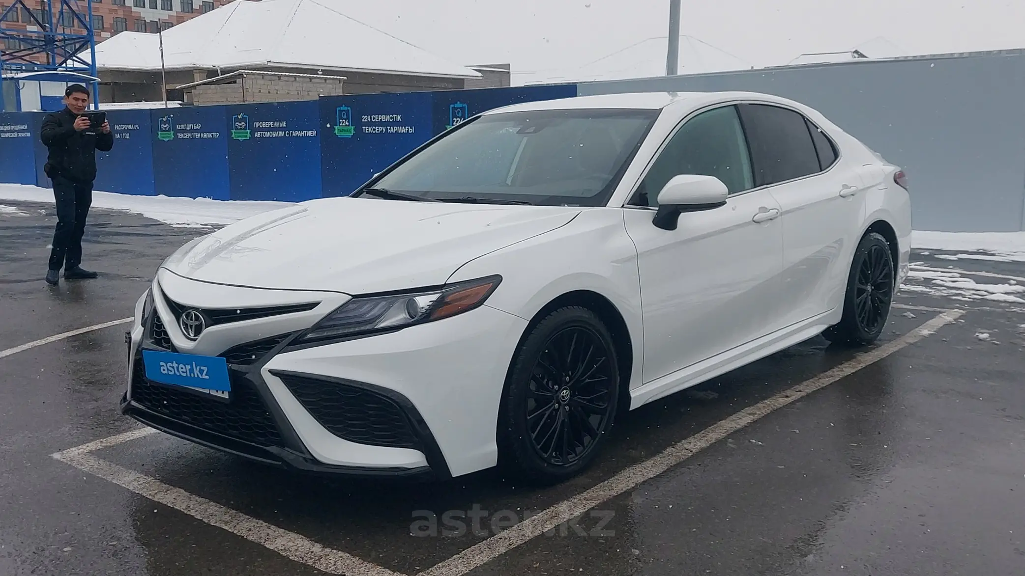 Toyota Camry 2019