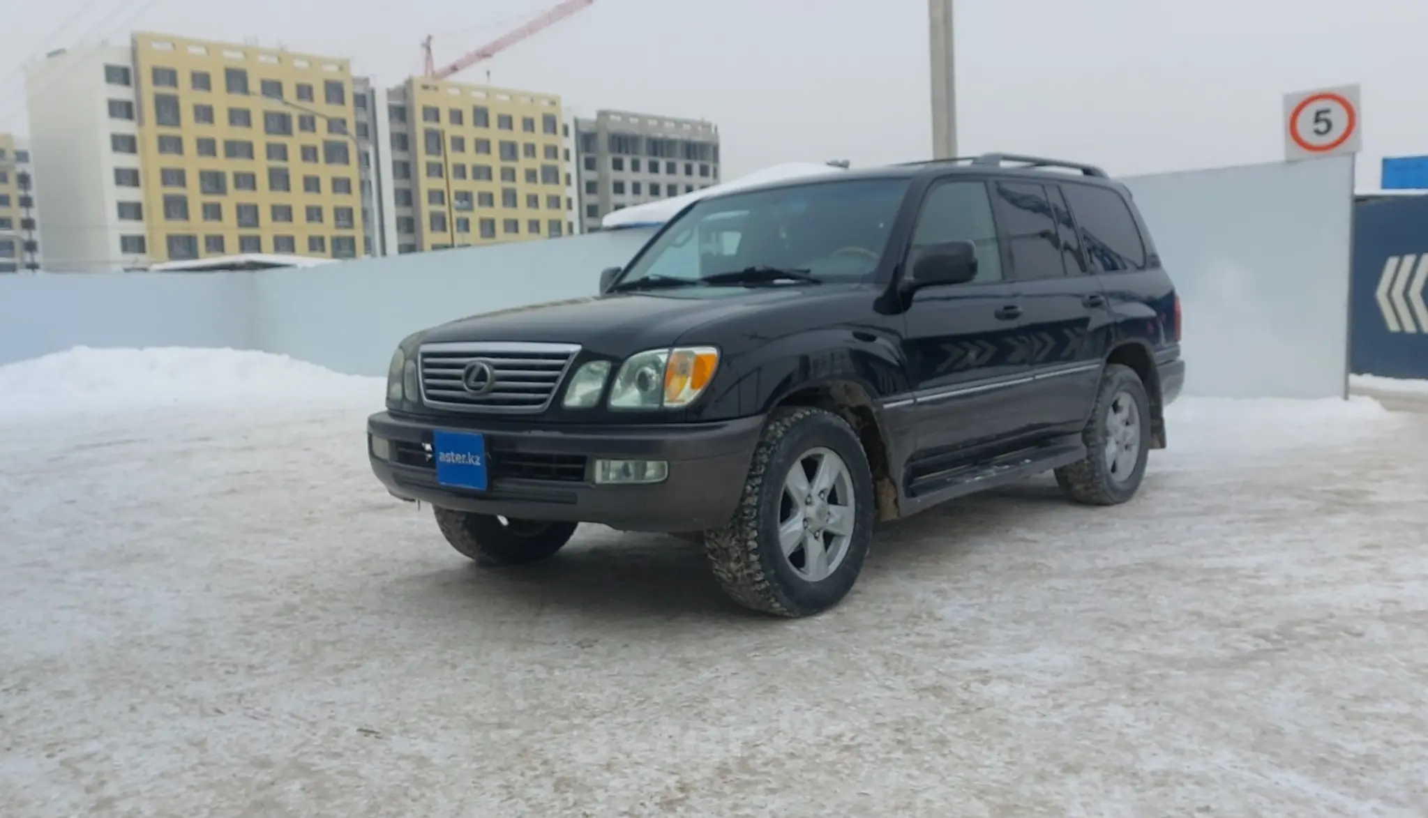 Lexus LX 2004