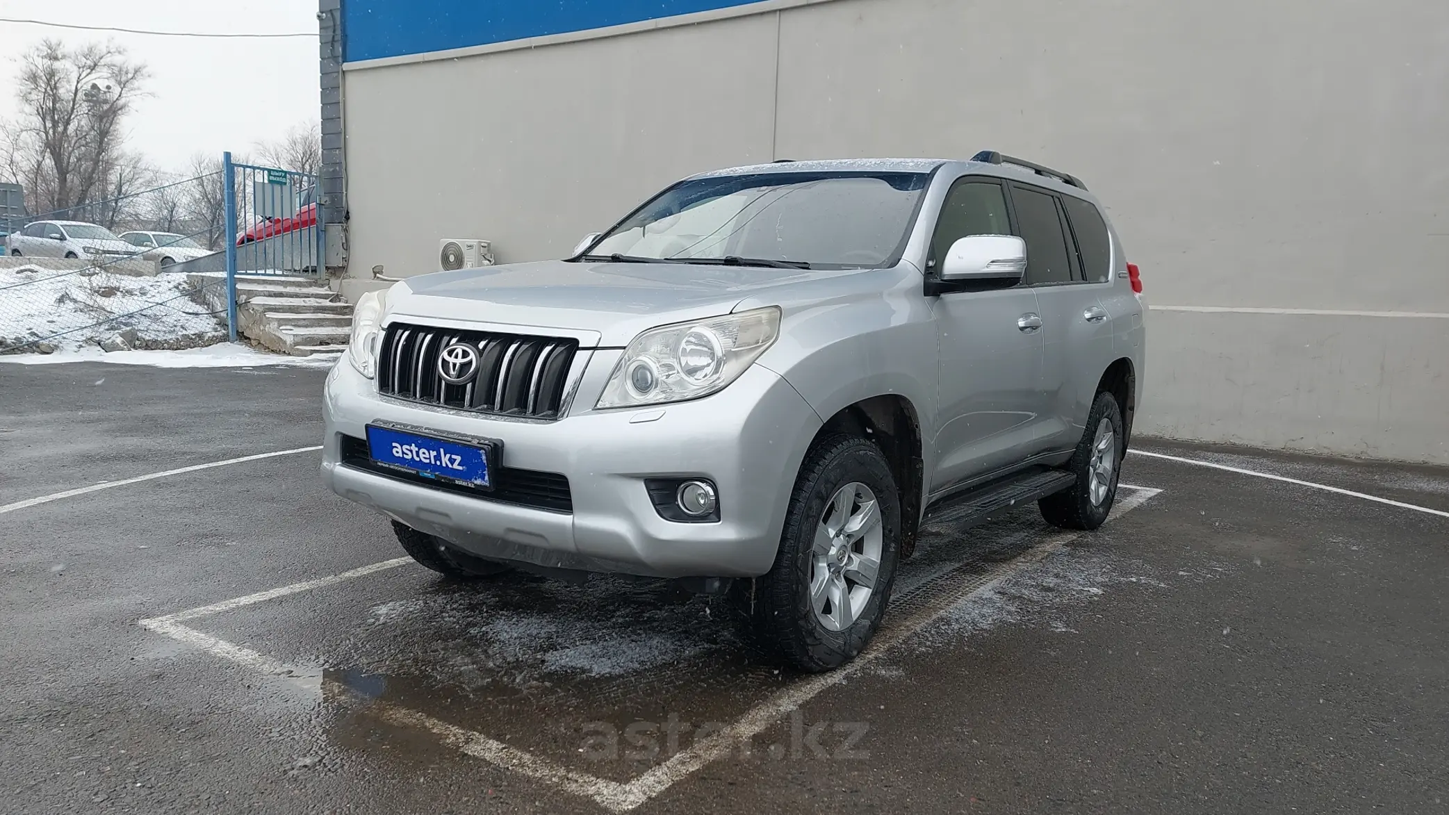 Toyota Land Cruiser Prado 2010