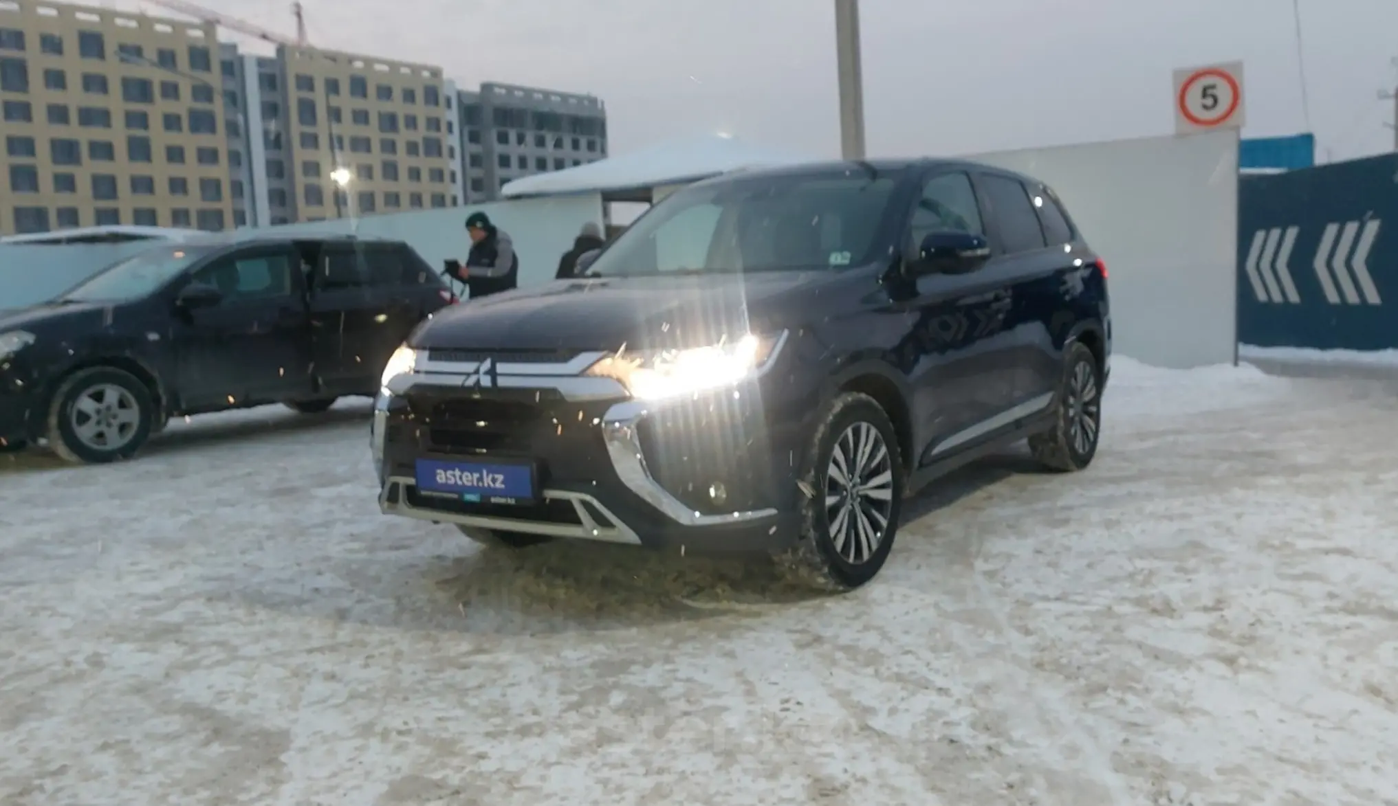 Mitsubishi Outlander 2020