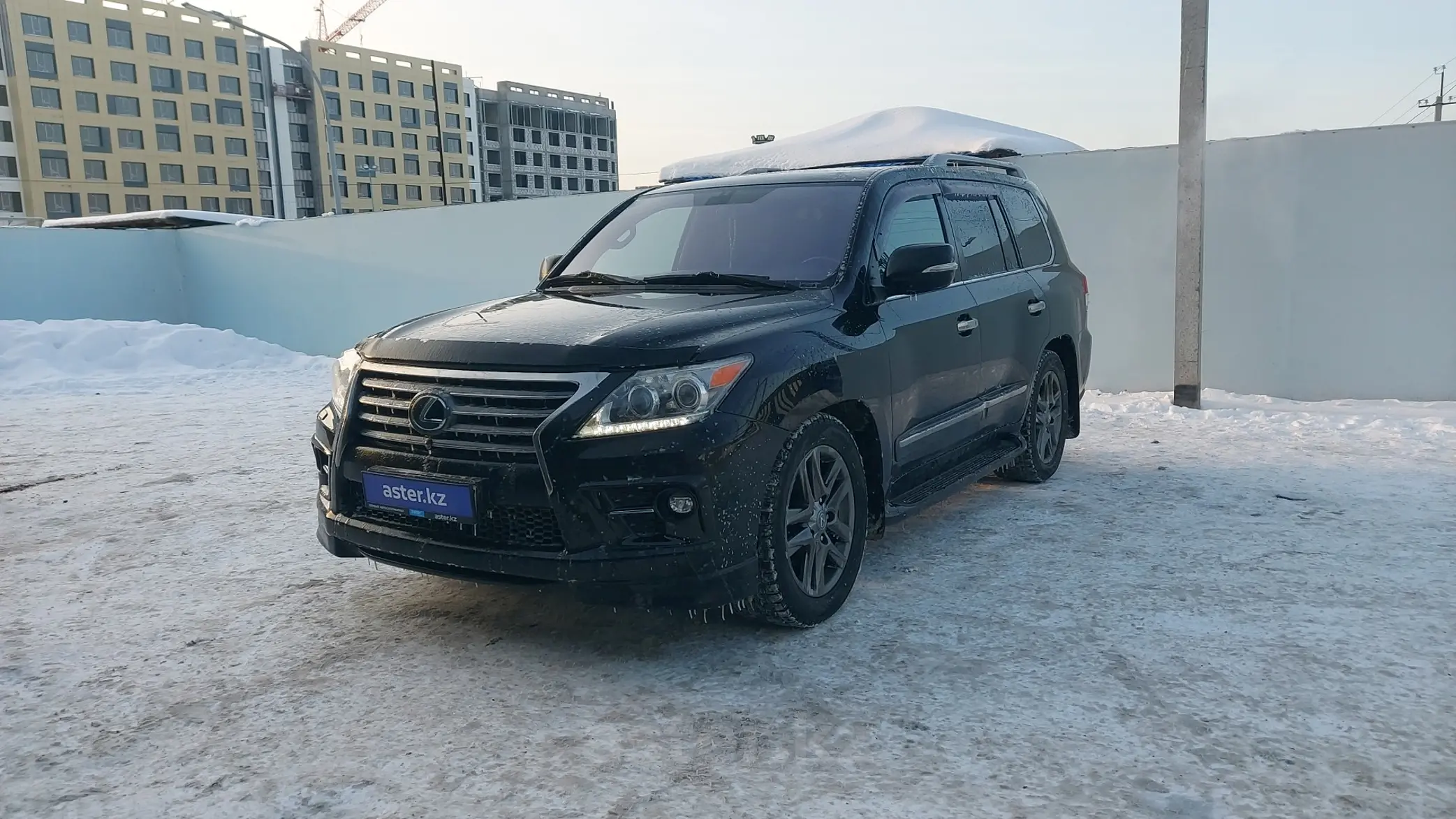 Lexus LX 2014