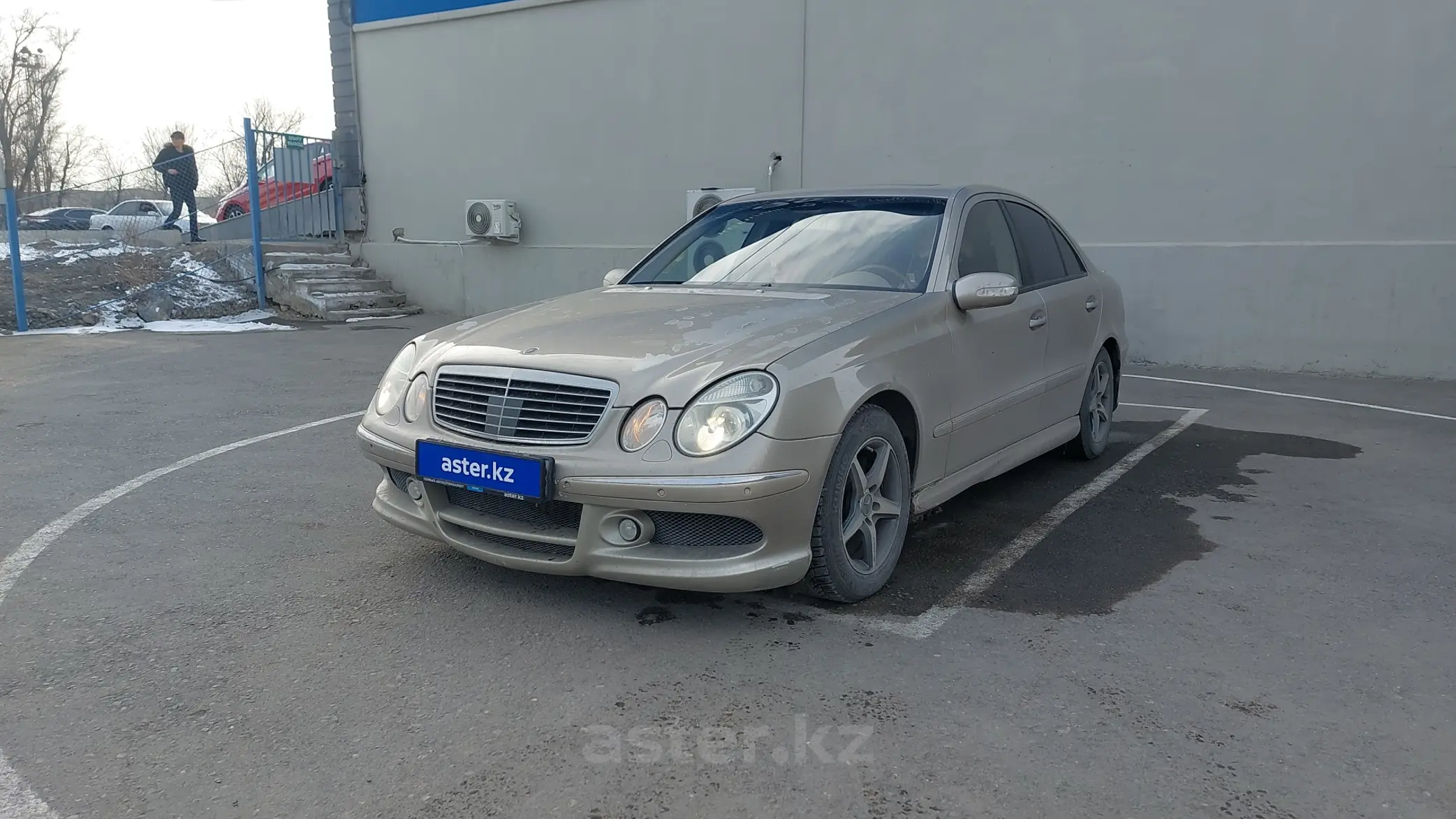 Mercedes-Benz E-Класс 2003