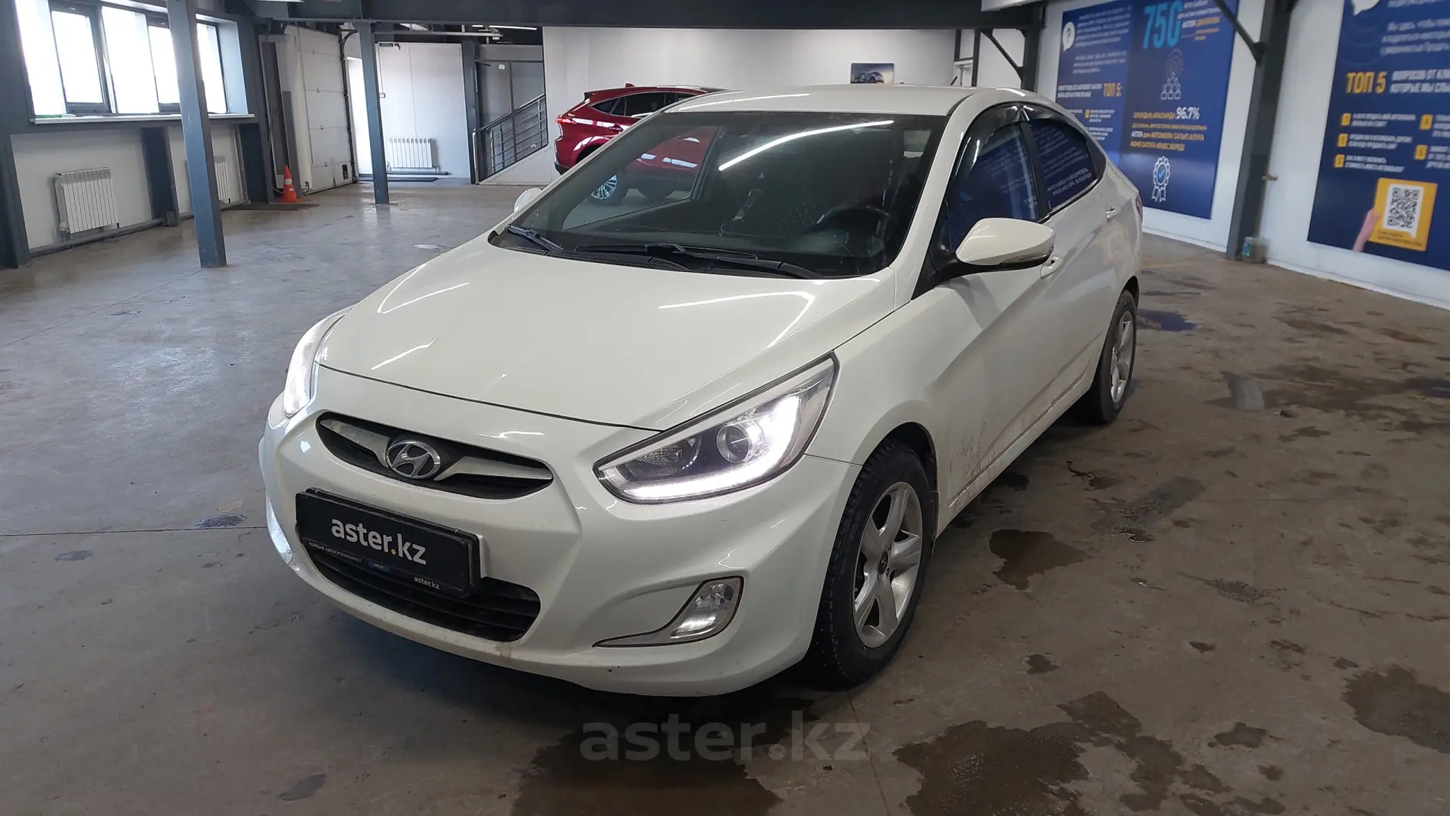 Hyundai Accent 2013