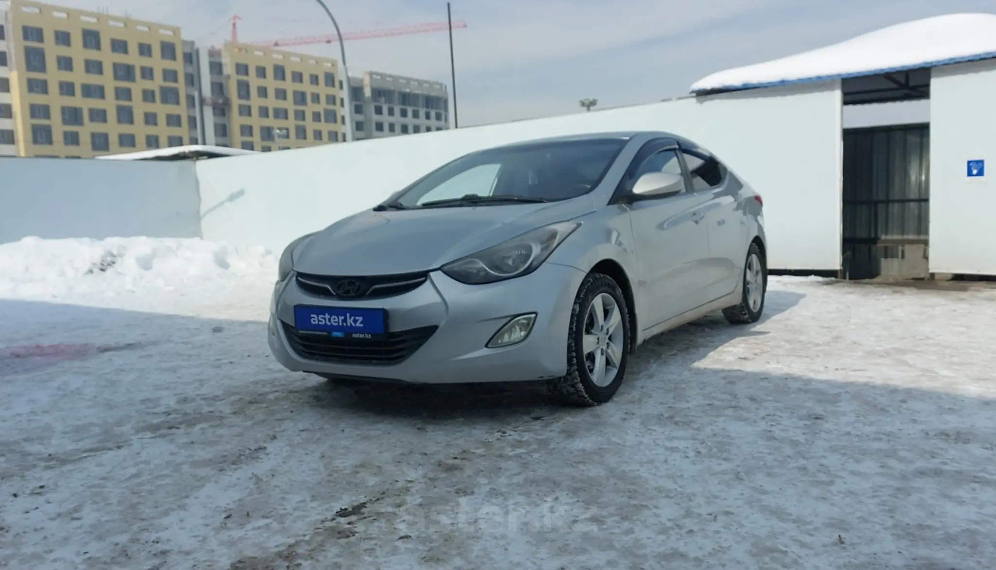 Hyundai Elantra 2013