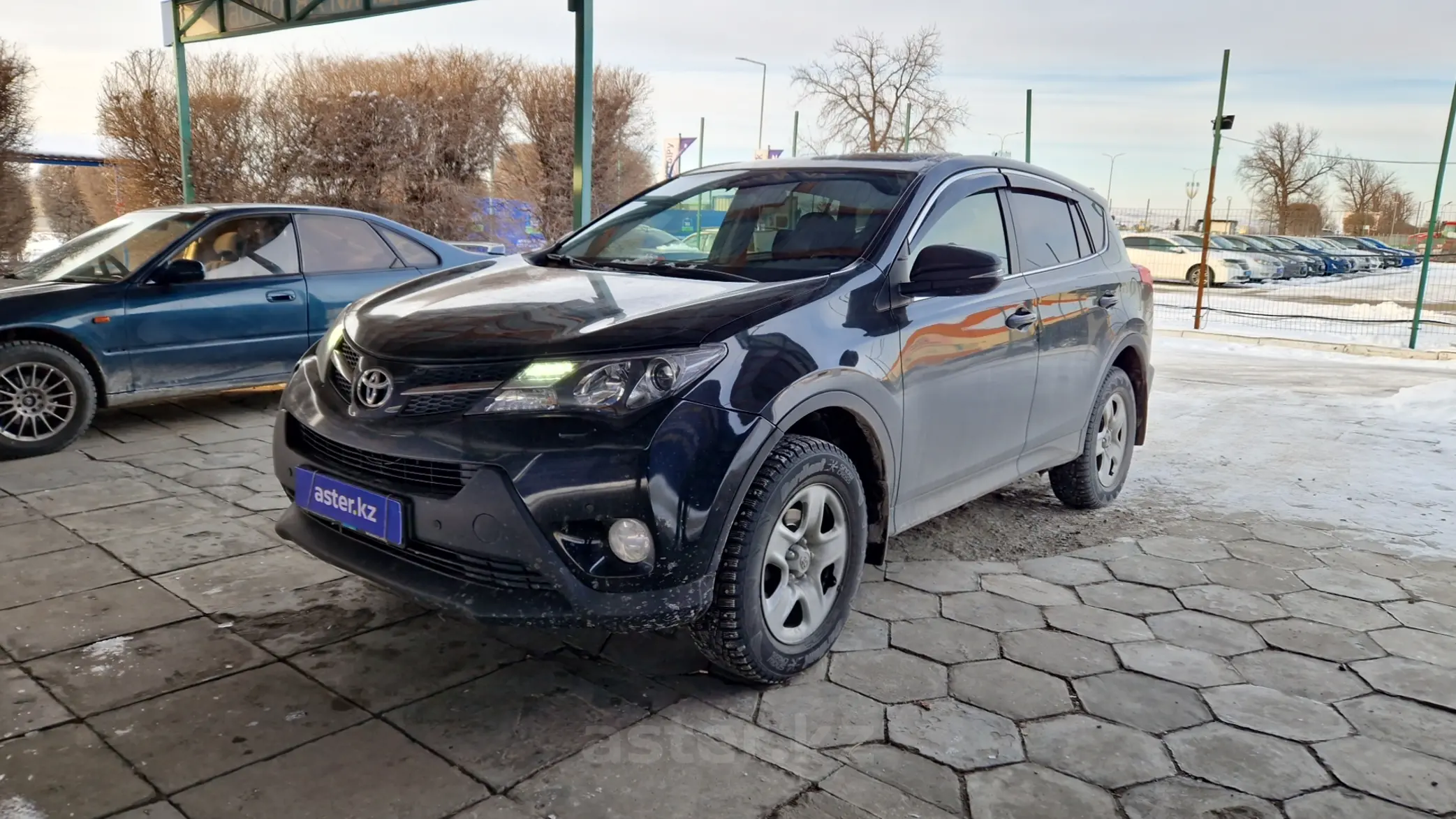 Toyota RAV4 2014