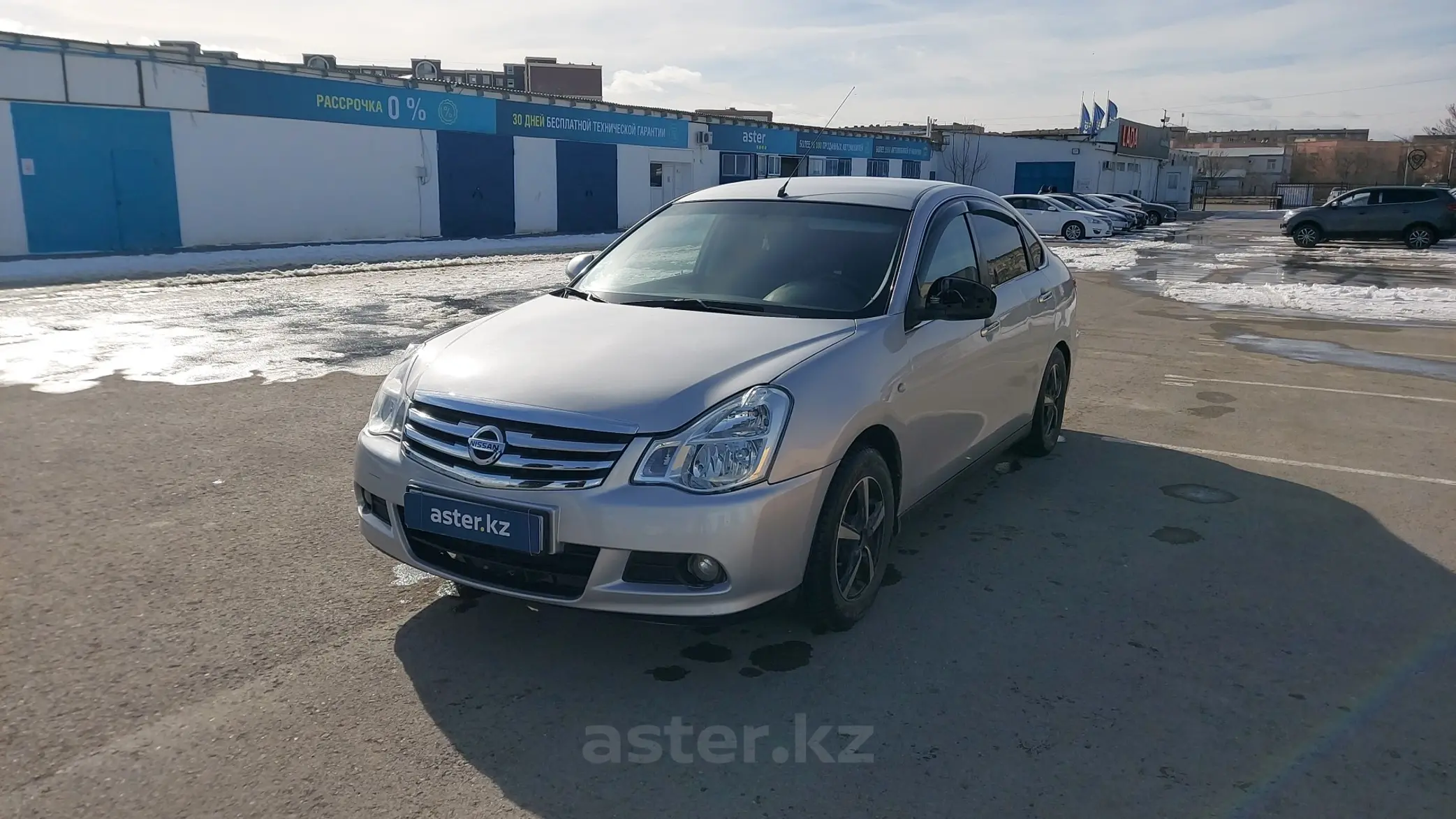 Nissan Almera 2015