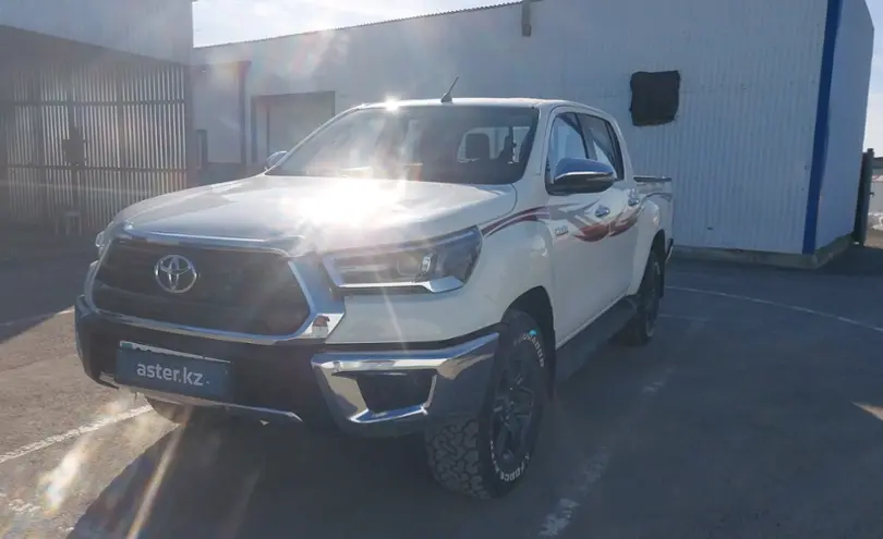 Toyota Hilux 2022 года за 19 000 000 тг. в Атырау