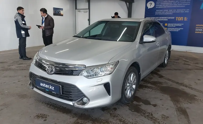 Toyota Camry 2015 года за 11 000 000 тг. в Астана