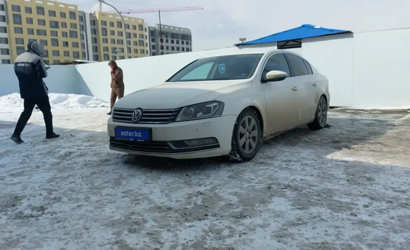 Volkswagen Passat 2012 года за 5 500 000 тг. в Алматы