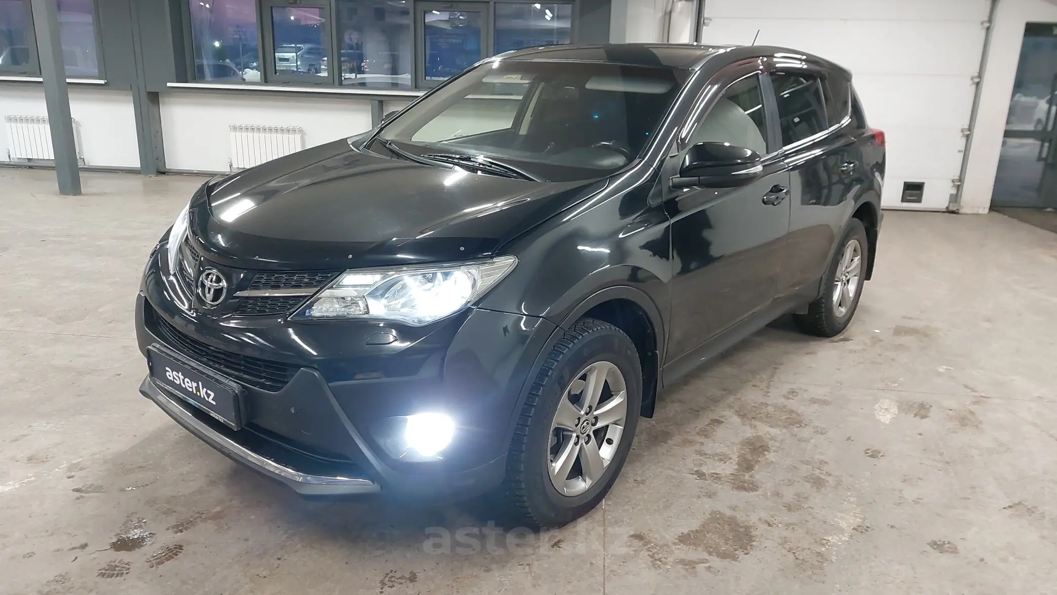 Toyota RAV4 2015