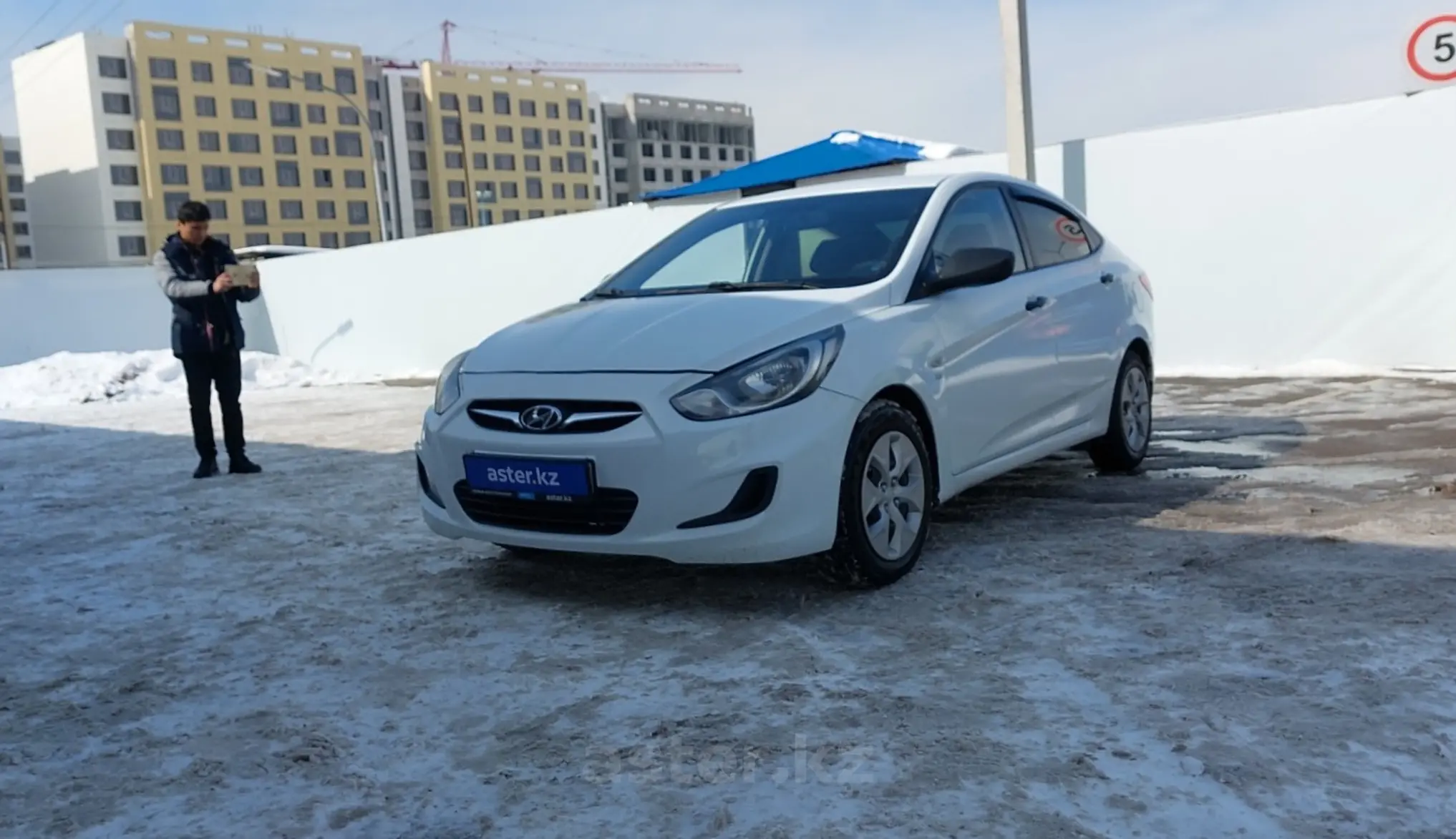 Hyundai Accent 2013