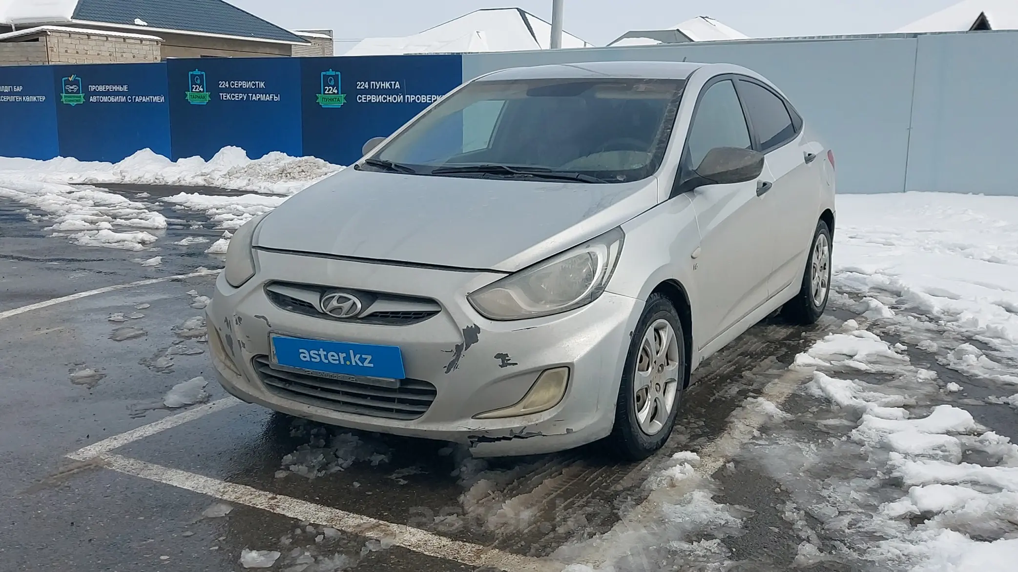 Hyundai Accent 2013