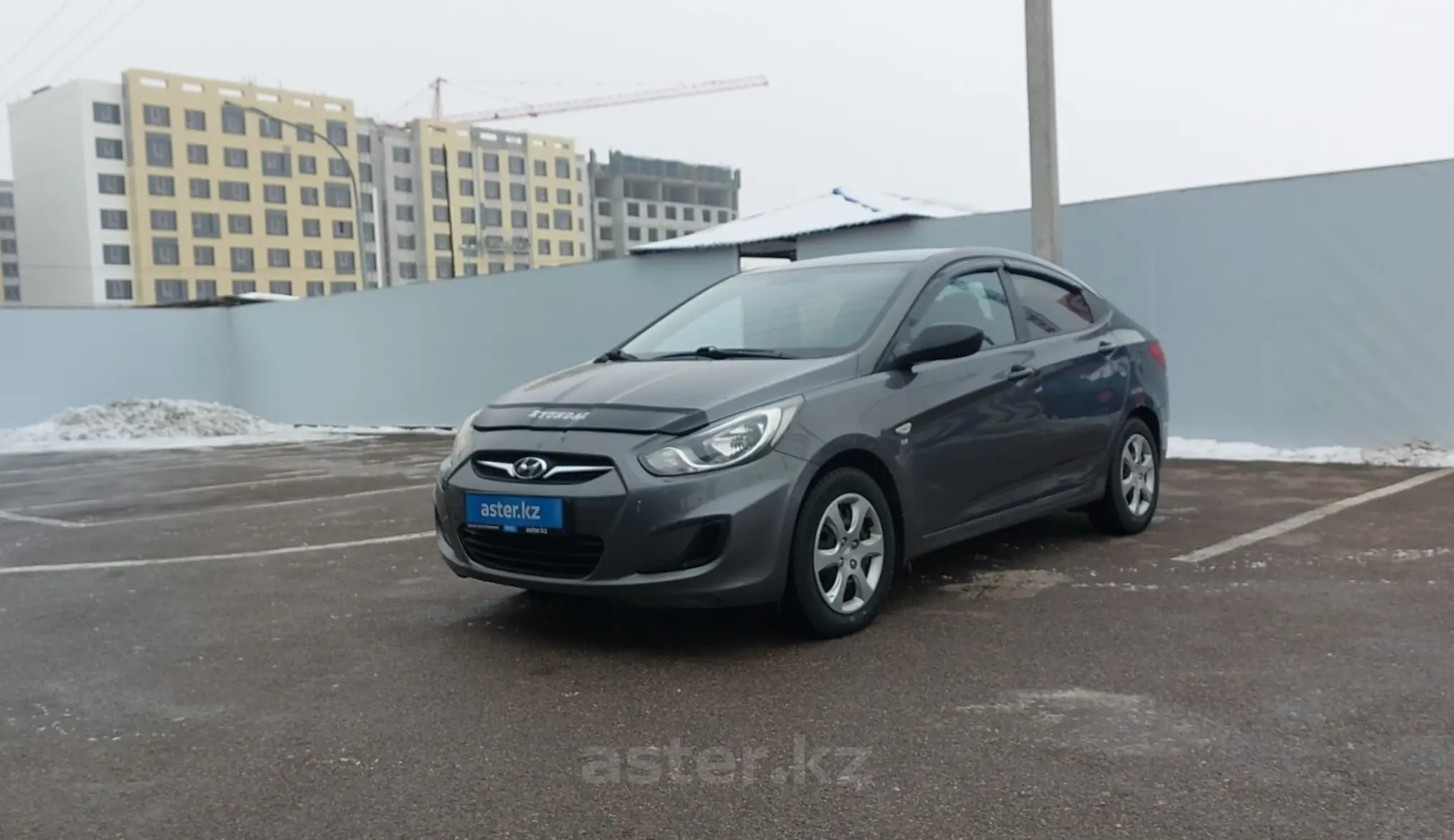 Hyundai Accent 2013