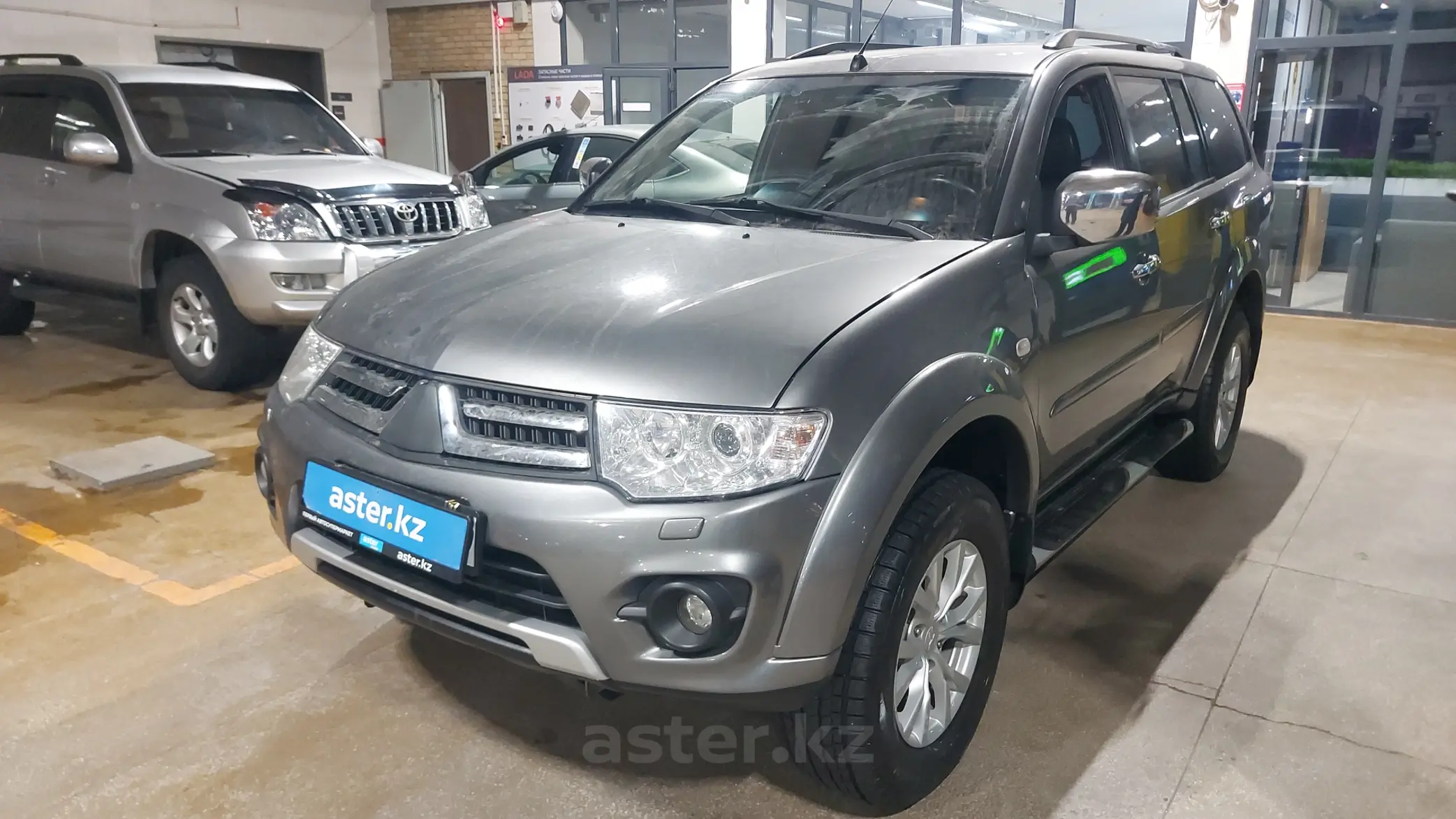 Mitsubishi Pajero Sport 2014