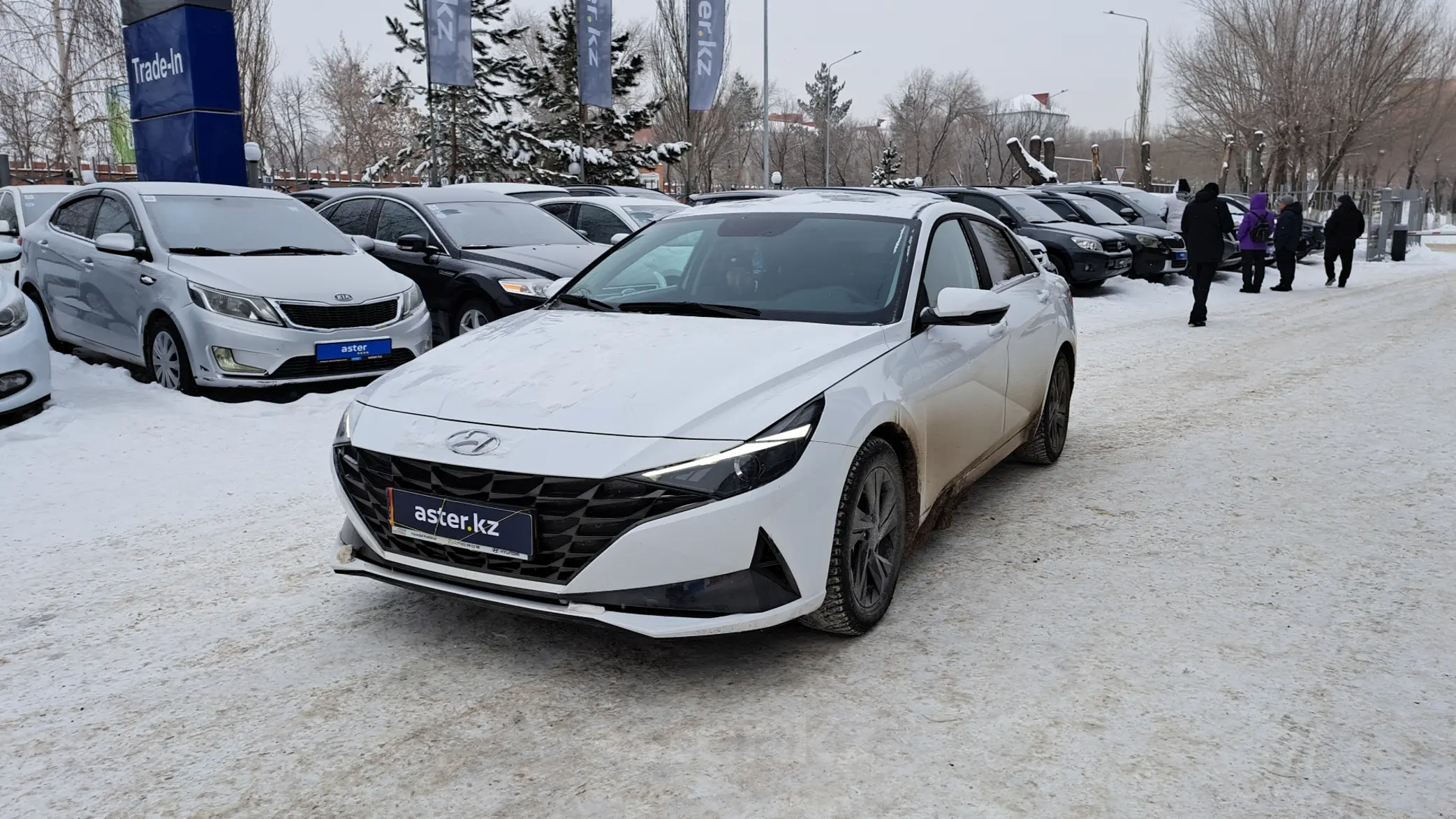 Hyundai Elantra 2023