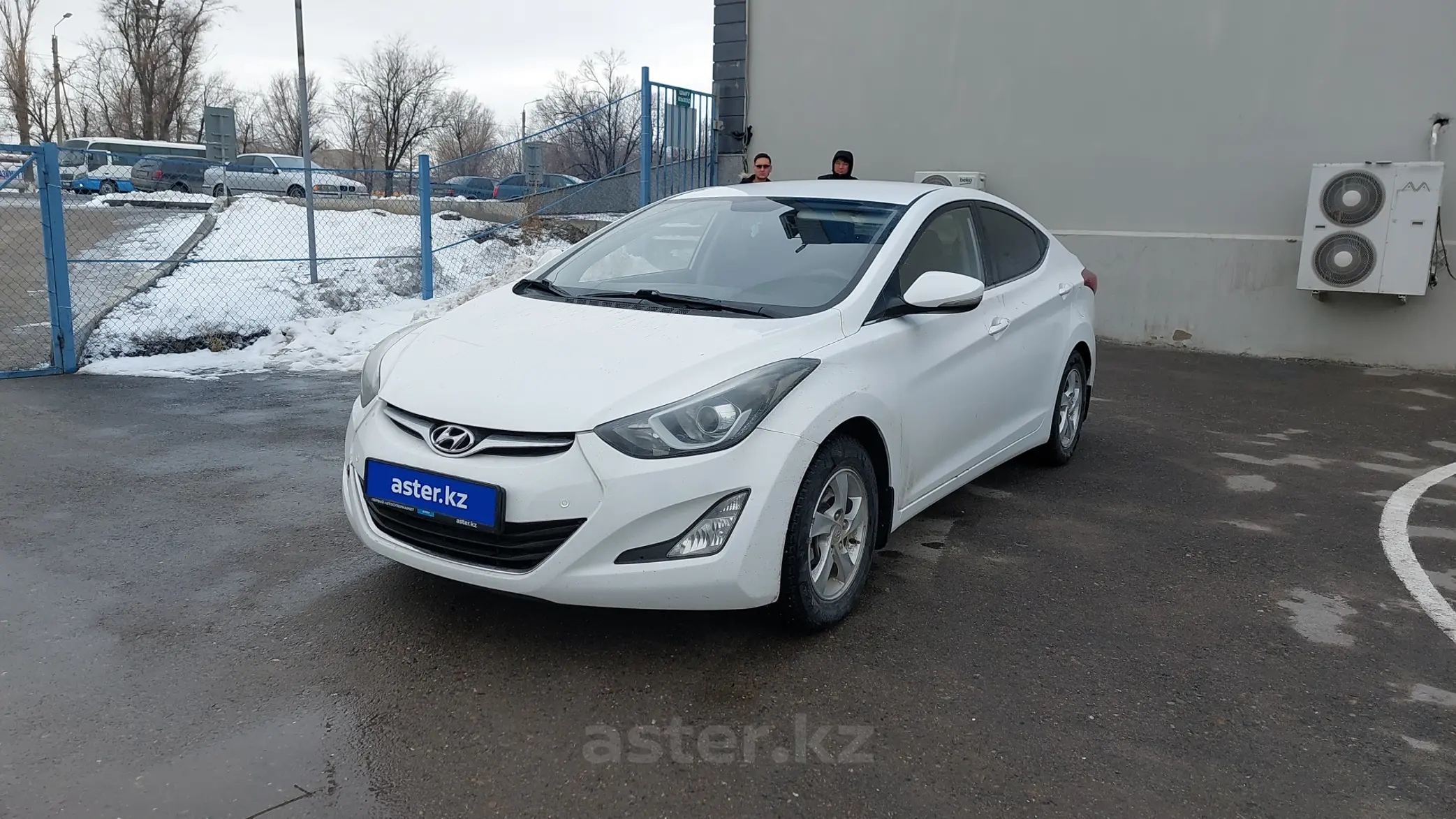 Hyundai Elantra 2016