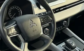 Mitsubishi Outlander 2022 года за 17 890 000 тг. в Алматы