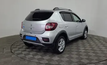 Renault Sandero 2018 года за 5 750 000 тг. в Алматы