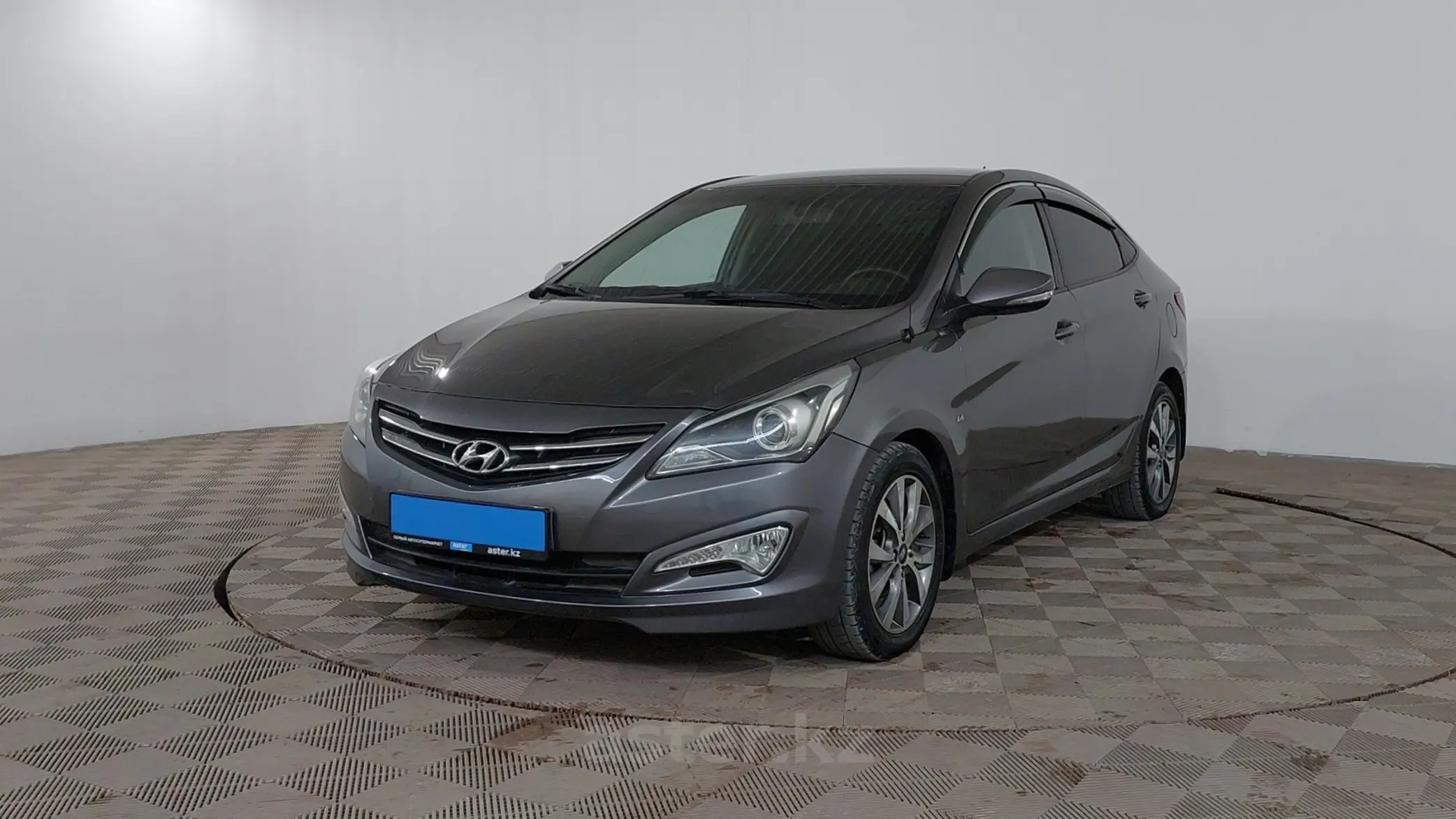 Hyundai Solaris 2014