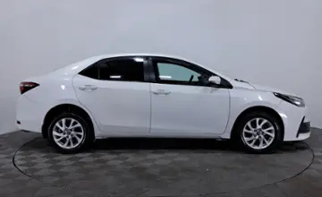 Toyota Corolla 2017 года за 7 990 000 тг. в Астана фото 4