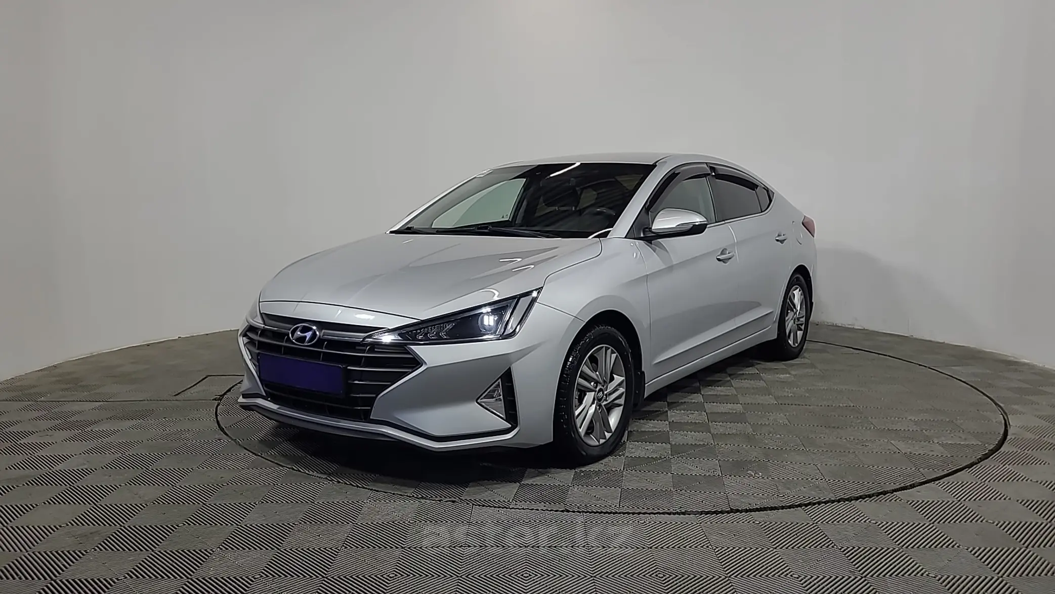 Hyundai Elantra 2019