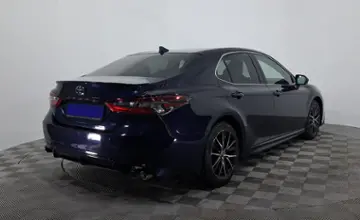 Toyota Camry 2021 года за 12 400 000 тг. в Астана