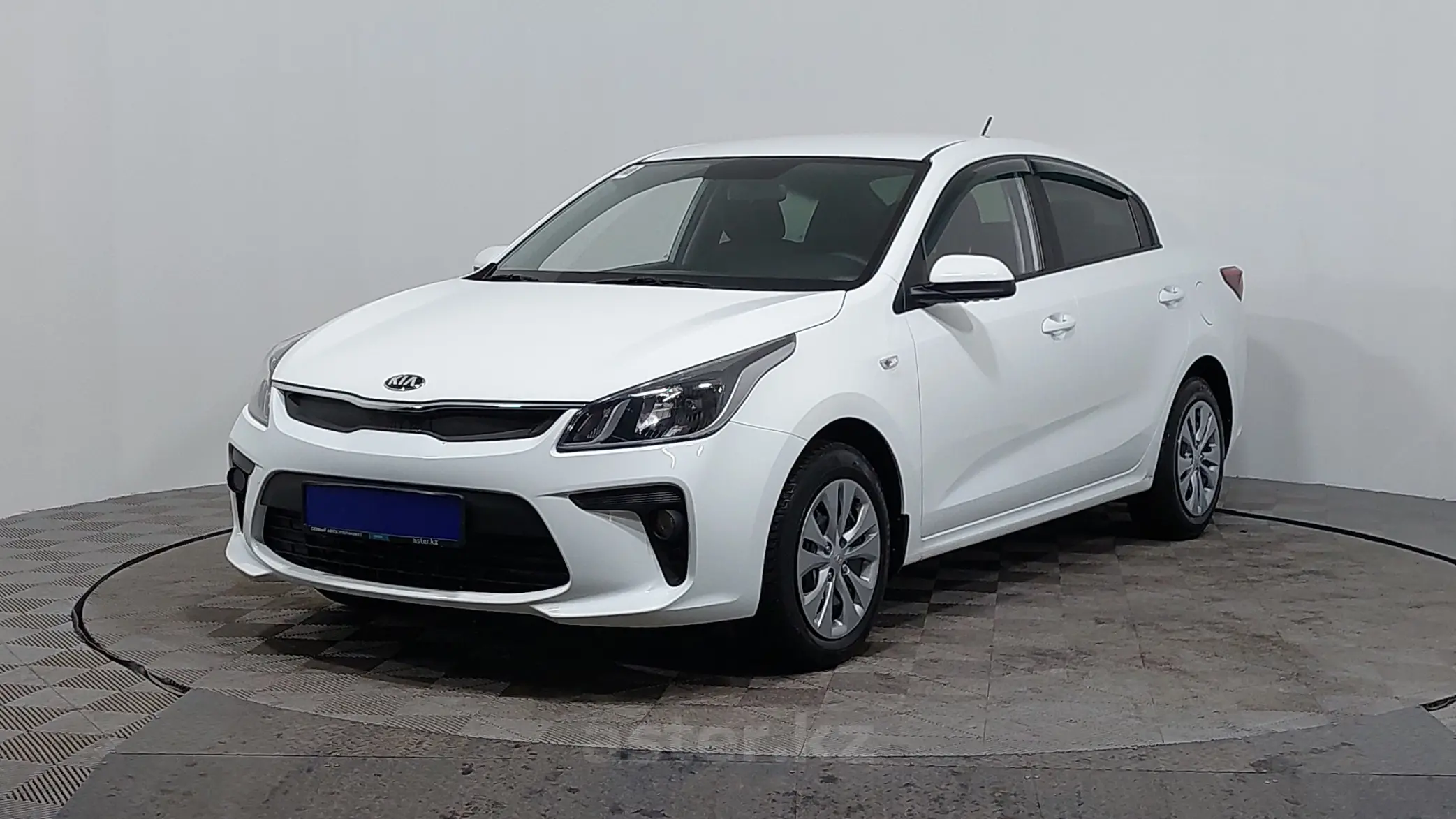 Купить Kia Rio 2020 года в Астане, цена 7990000 тенге. Продажа Kia Rio в  Астане - Aster.kz. №280441