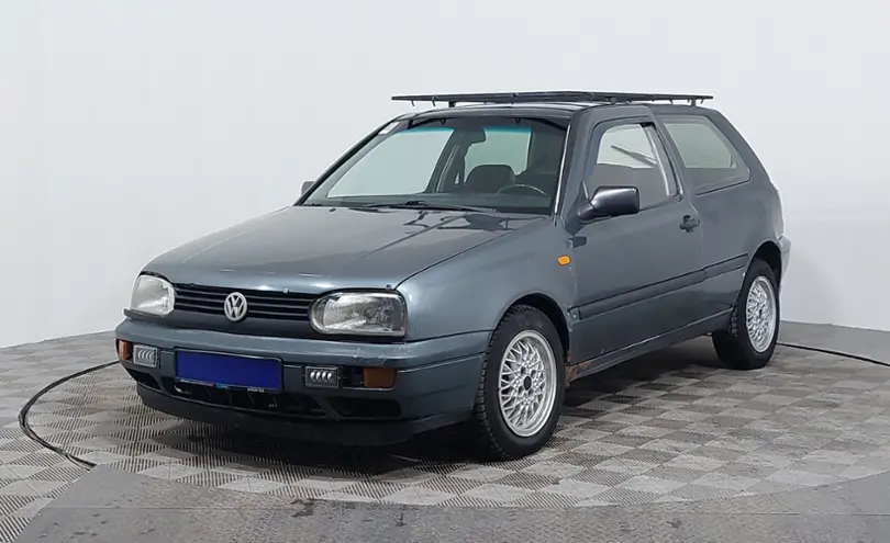 Volkswagen Golf 1995 года за 980 000 тг. в Астана