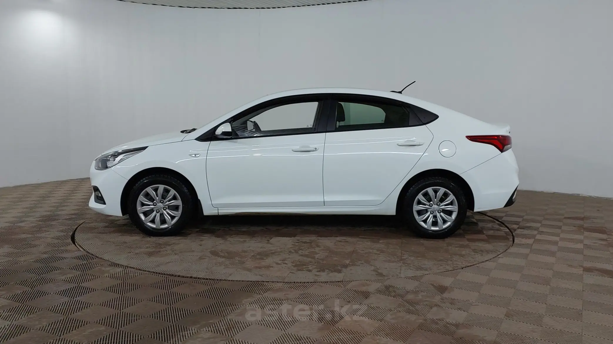 Купить Hyundai Accent 2019 года в Шымкенте, цена 7690000 тенге. Продажа  Hyundai Accent в Шымкенте - Aster.kz. №280626